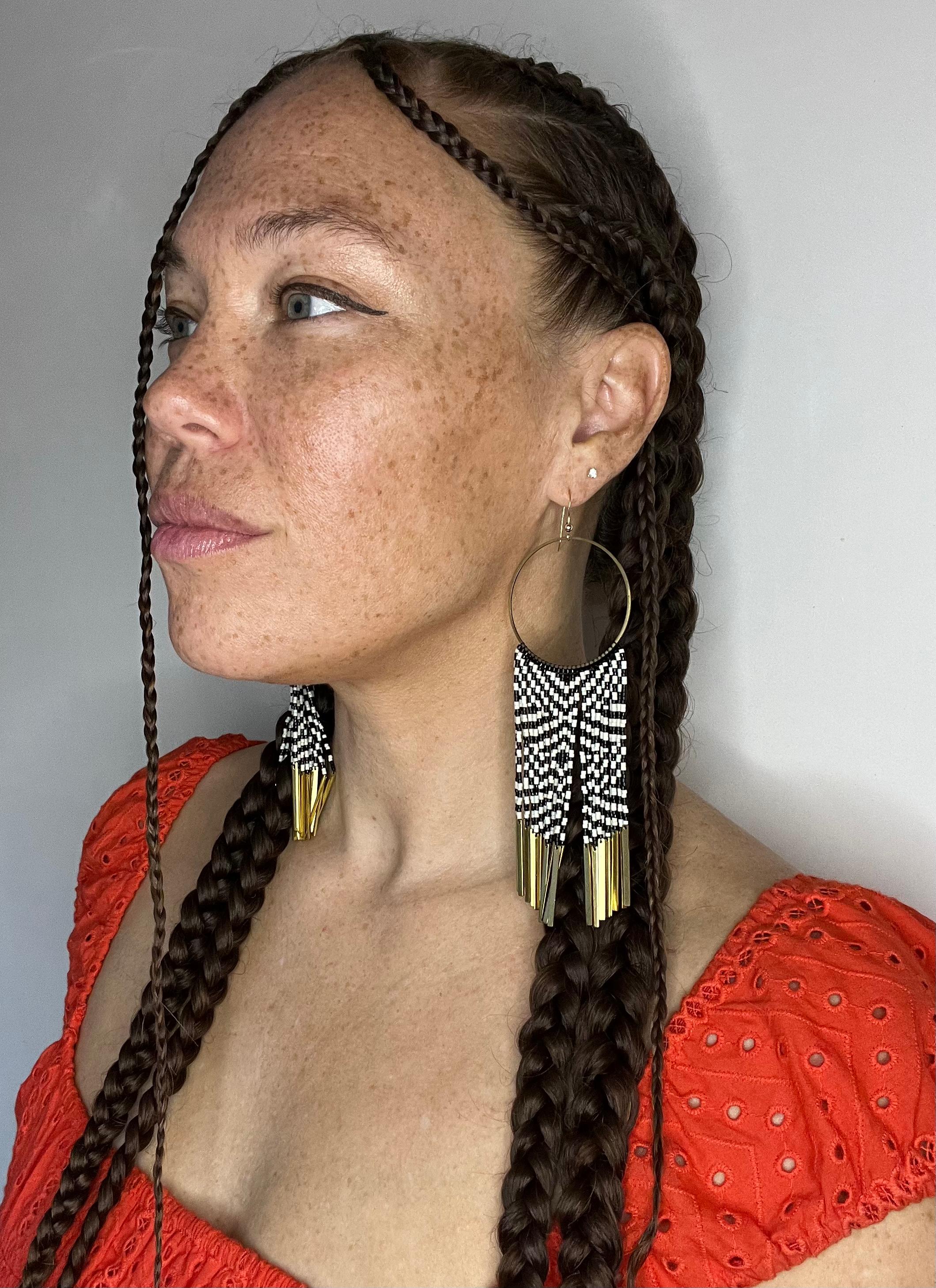 Raven’s Tail Diamonds Beaded Earrings with Long Brass Charms 'Ivory & Black' In New Condition For Sale In Shrewsbury, MA