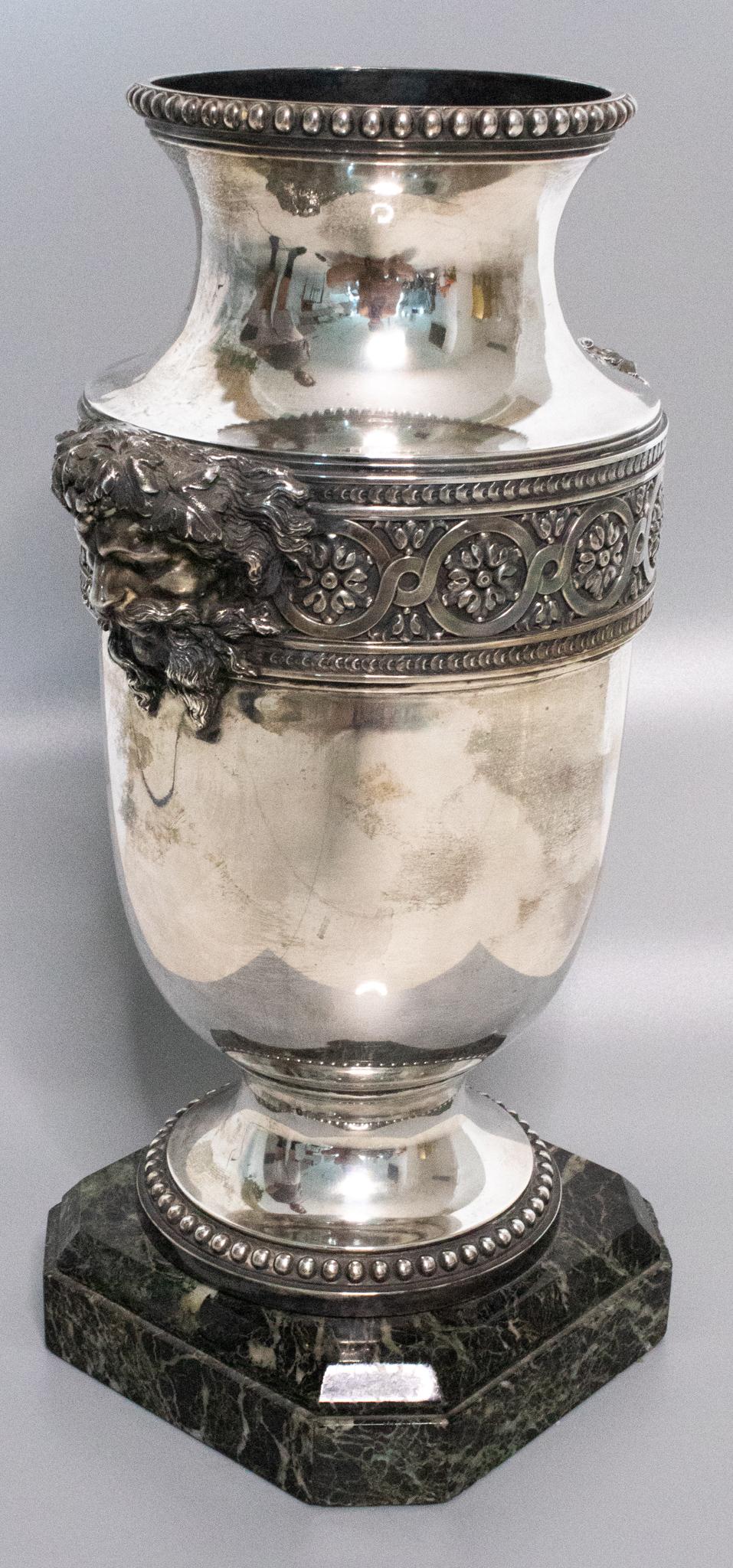 Ravinet & Co Paris 1912 Louis XVI Neoclassical Urn Vase Bacchus in .950 Silver For Sale 2