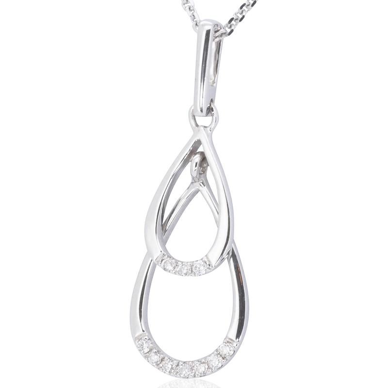 Round Cut Ravishing 18k White Gold Necklace with Pendant with 0.05ct Natural Diamonds For Sale