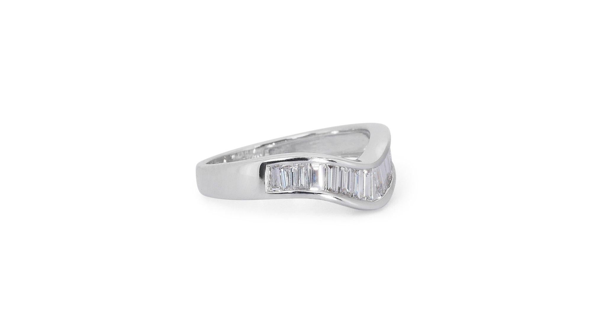 Women's Ravishing 18k White Gold Pave Stack Ring w/ 1.2 ct Natural Diamonds IGI Cert For Sale