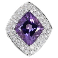 Ravishing 18k White Gold Ring w/ 11.7 ct Amethyst and Natural Diamonds IGI Cert