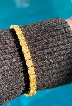Ravishing 19.57 Carat Fancy Yellow Diamond 18k Yellow Gold Tennis Bracelet
