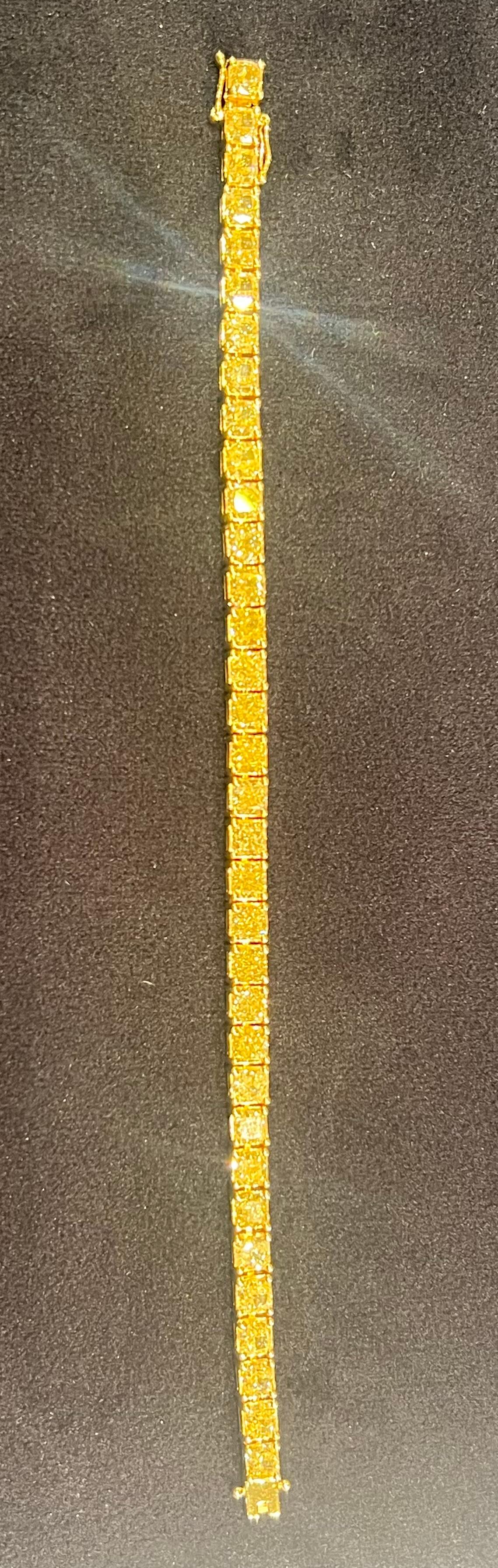 Ravishing 19.57 Carat Fancy Yellow Diamond 18k Yellow Gold Tennis Bracelet  2