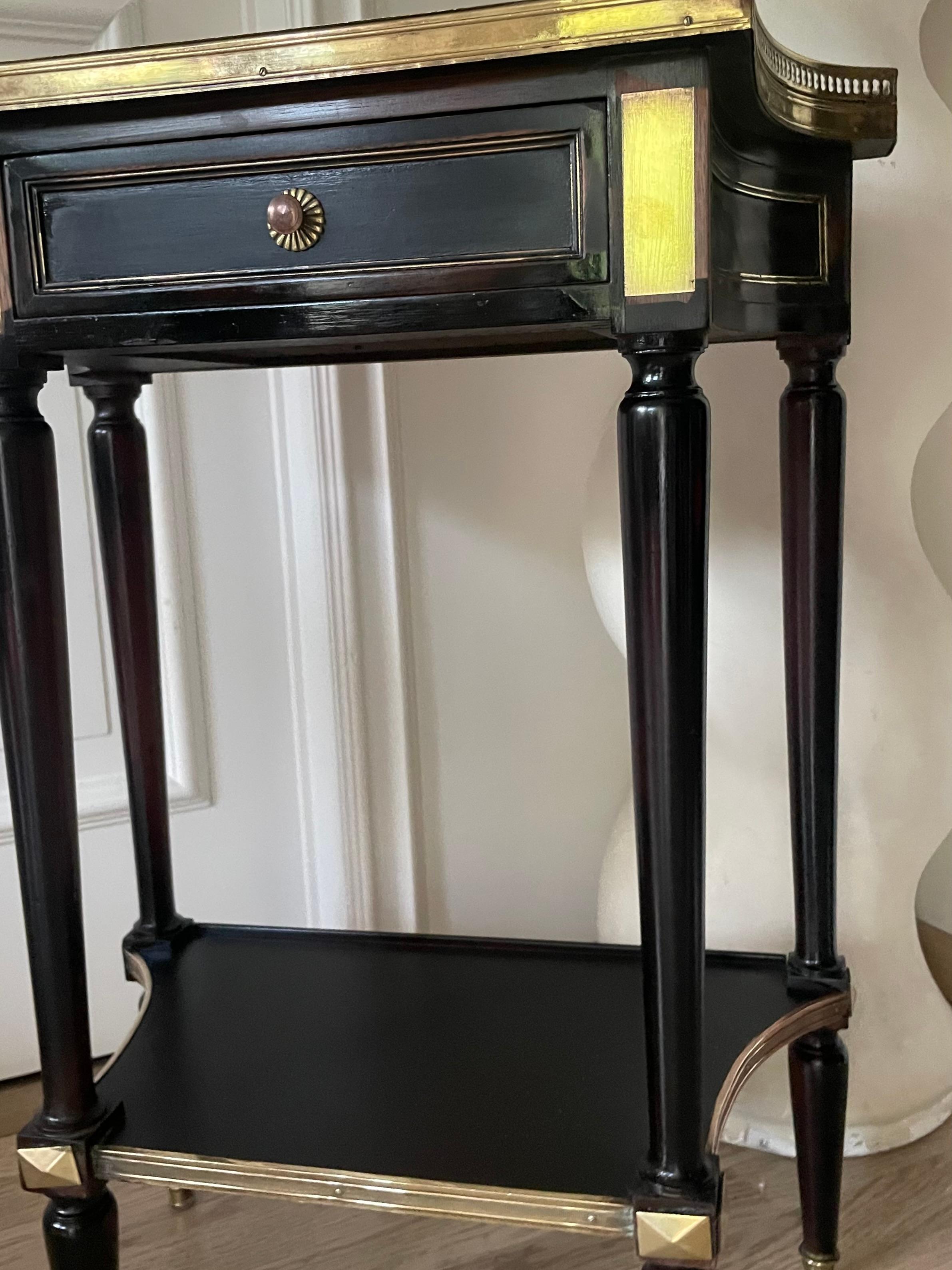 Ravishing Black Lacquer Two-Tier Console Table by Maison Jansen, France 1950. In Good Condition For Sale In Brussels, BE