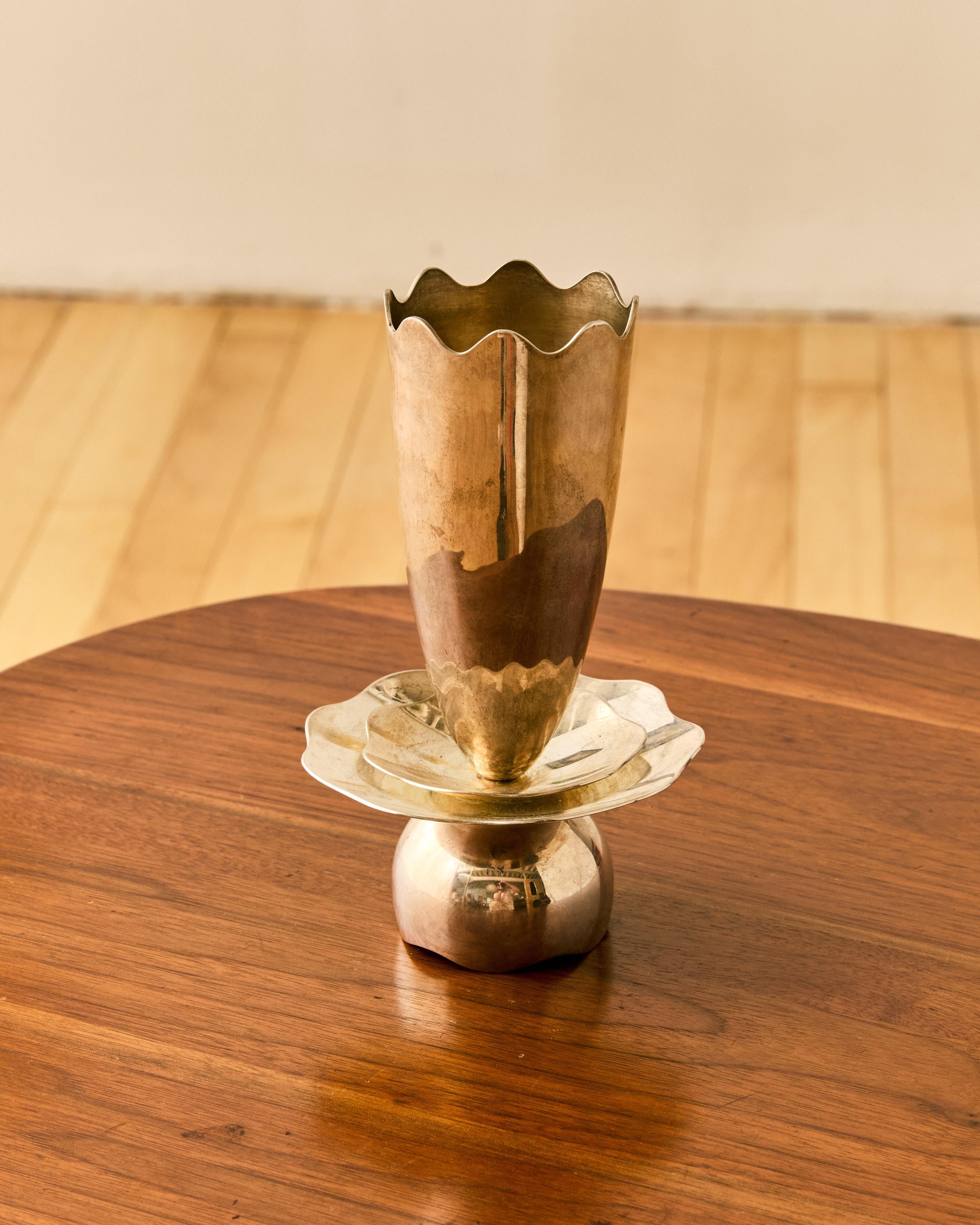 Indiano Vaso per fiori in argento Ravissant in vendita