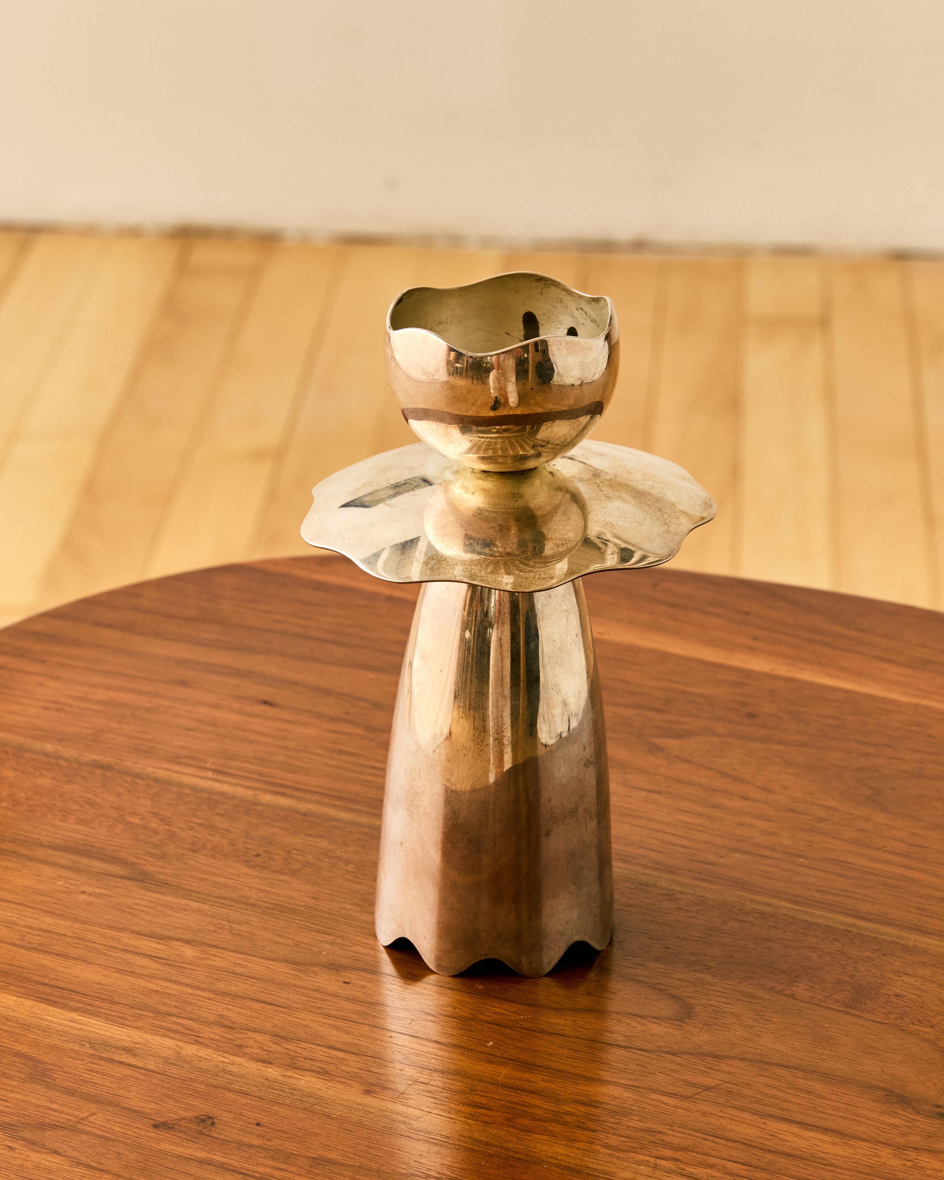 Vaso per fiori in argento Ravissant In condizioni buone in vendita a Long Island City, NY