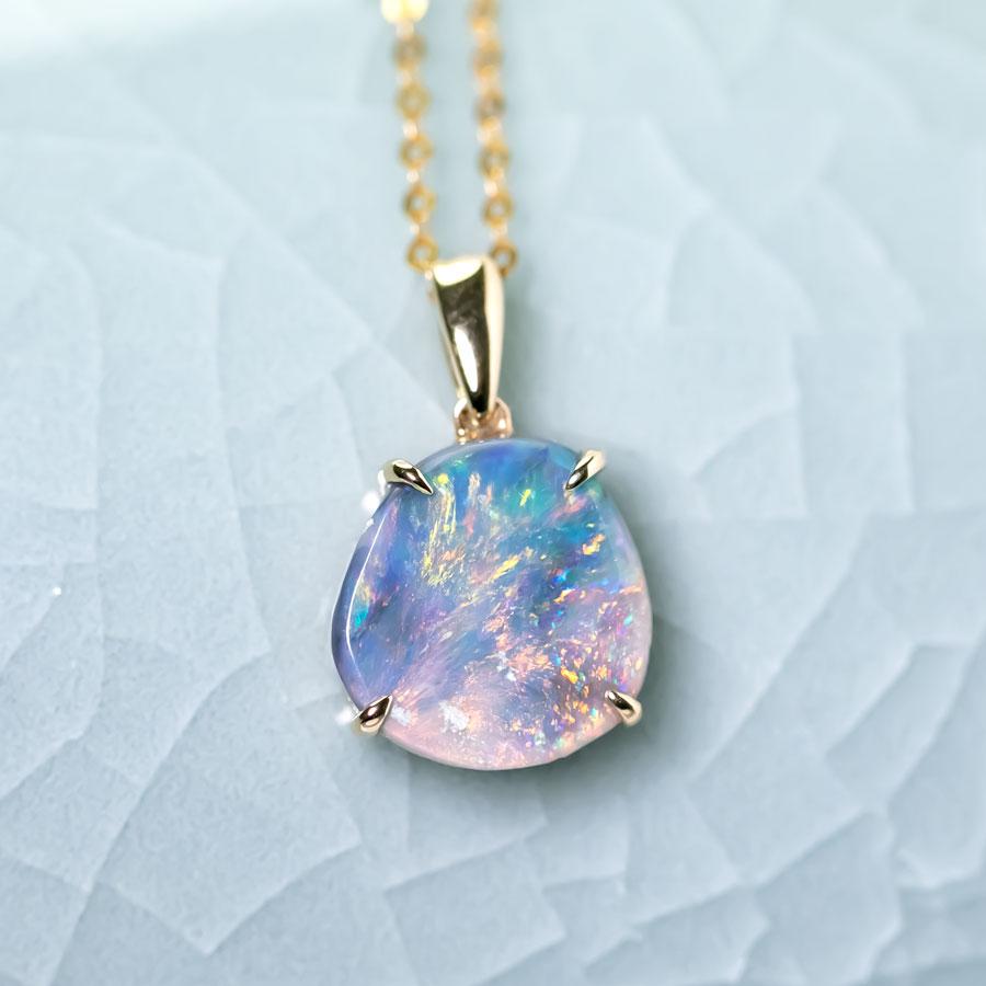 Rough Cut Raw Australian Black Opal Pendant Necklace 14K Yellow Gold For Sale