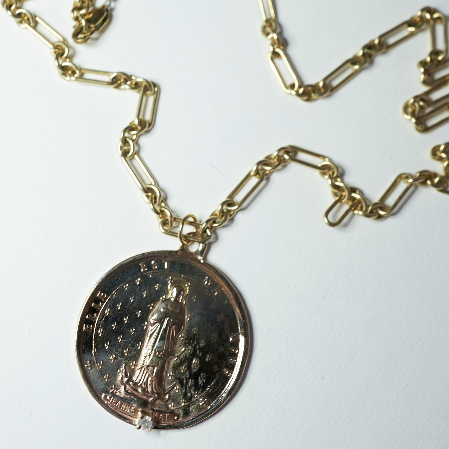 Lange Kette mit Halskette, schwarzer Diamant, schwarze Perle, Medaillon-Anhänger, Türkis J Dauphin (Brillantschliff) im Angebot