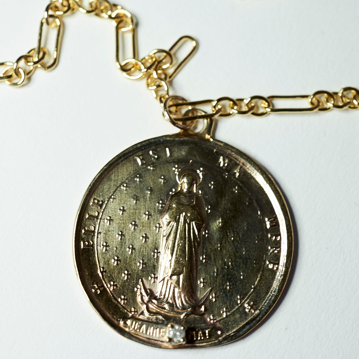 Brilliant Cut Diamond Medal Coin Necklace Saint Jeanne Le Mat Chain J Dauphin For Sale