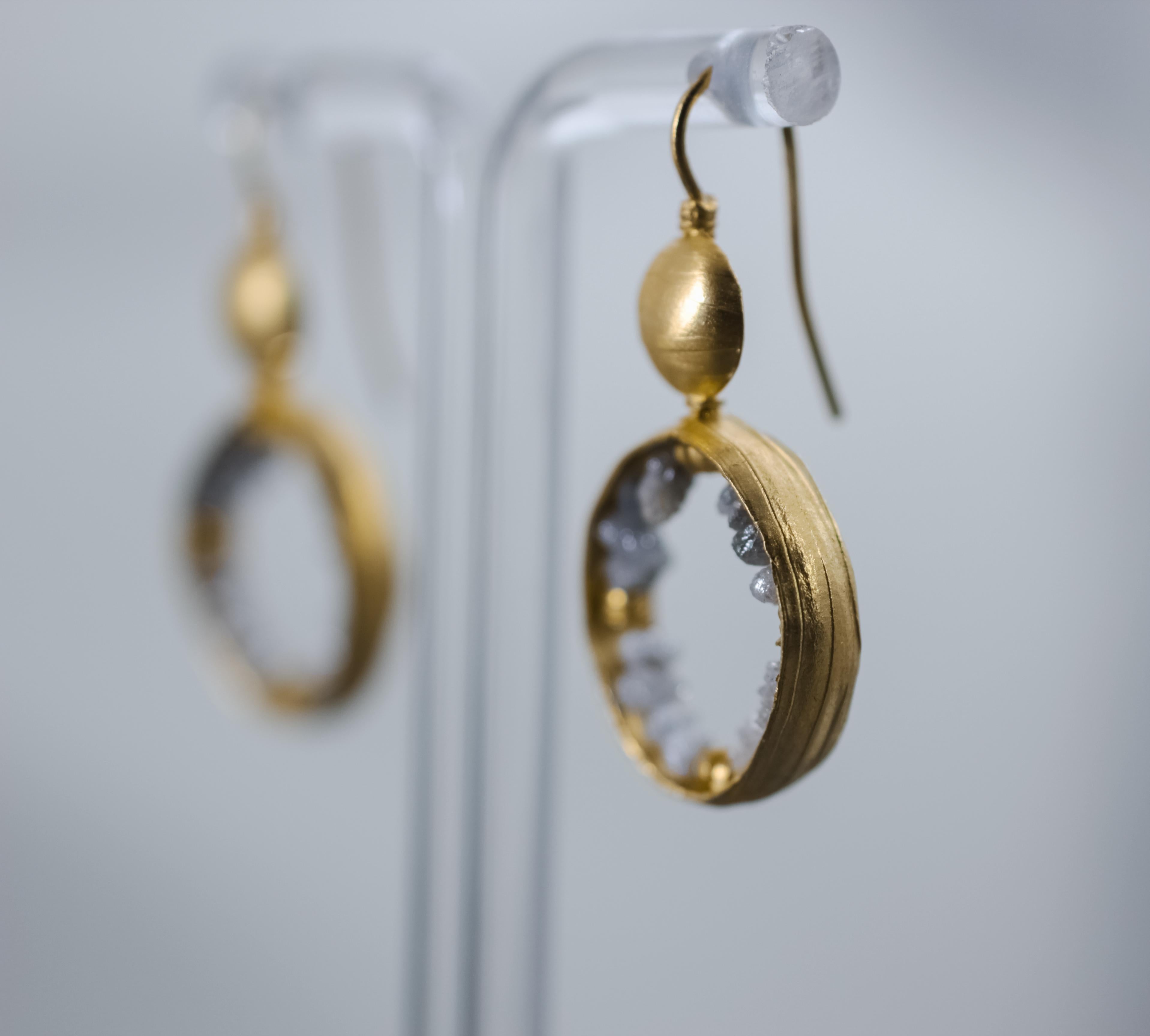 Rough Cut Raw Gray Diamonds 22K-21K Gold Dangle Hoop Earrings  For Sale