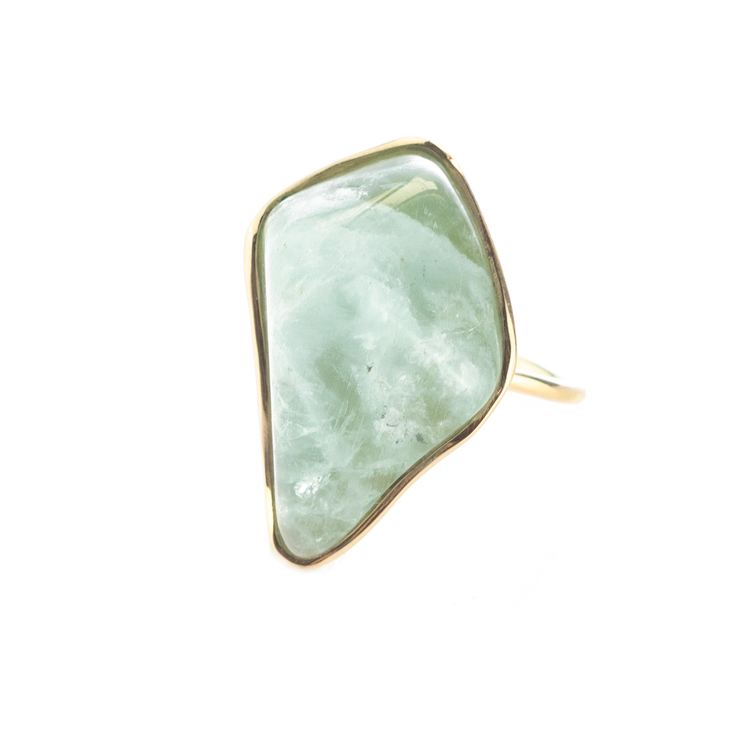 Contemporaneo Anello Cocktail Artigianale con Acquamarina Naturale Grezza in Oro Bianco 18 Carati Intini Jewels in vendita