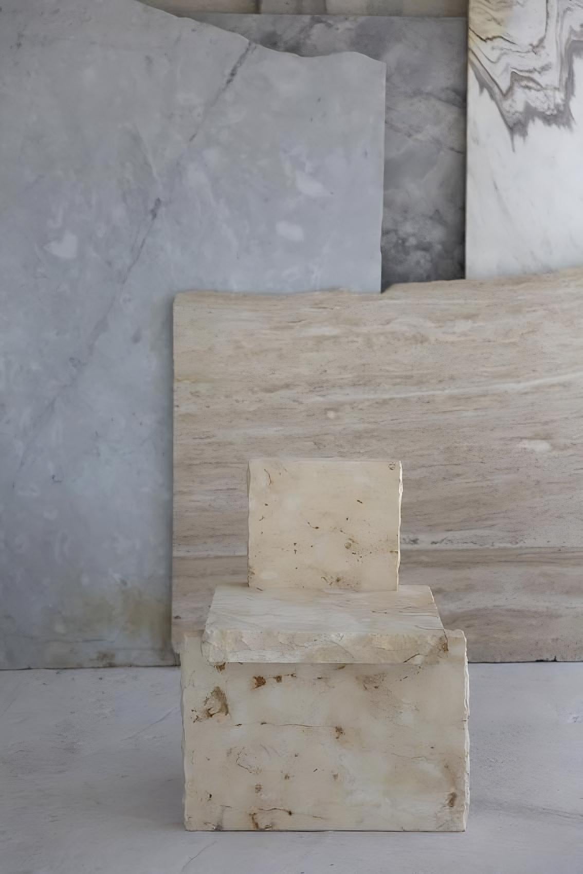 XXIe siècle et contemporain Raw Natural Stone Contemporary Art furniture Beige lime stone Dining Chair en vente
