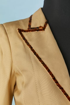 Costume pantalon en soie brute avec détails en sequins Fontana Couture