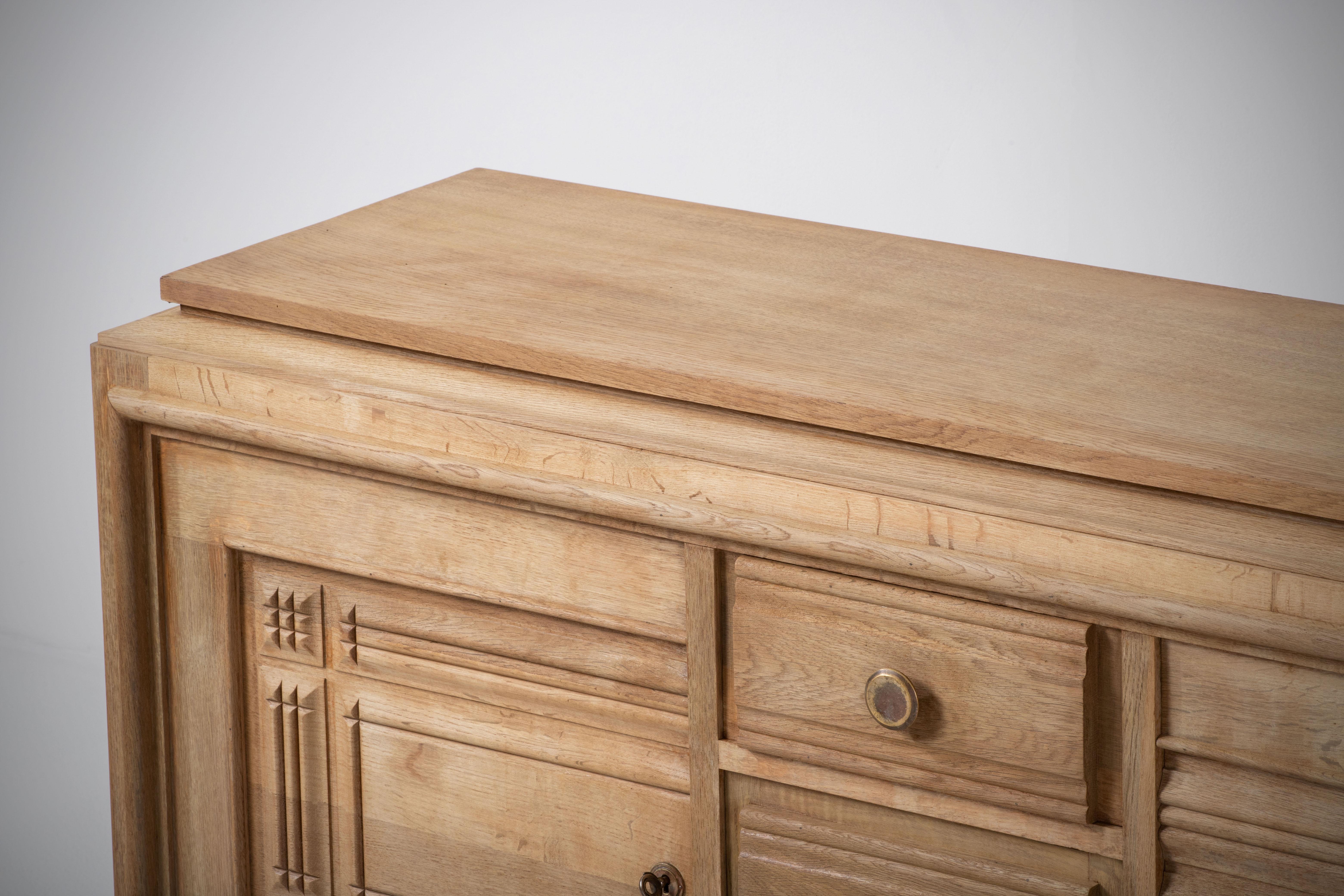 Raw Solid Oak Cabinet, France, 1940s For Sale 8