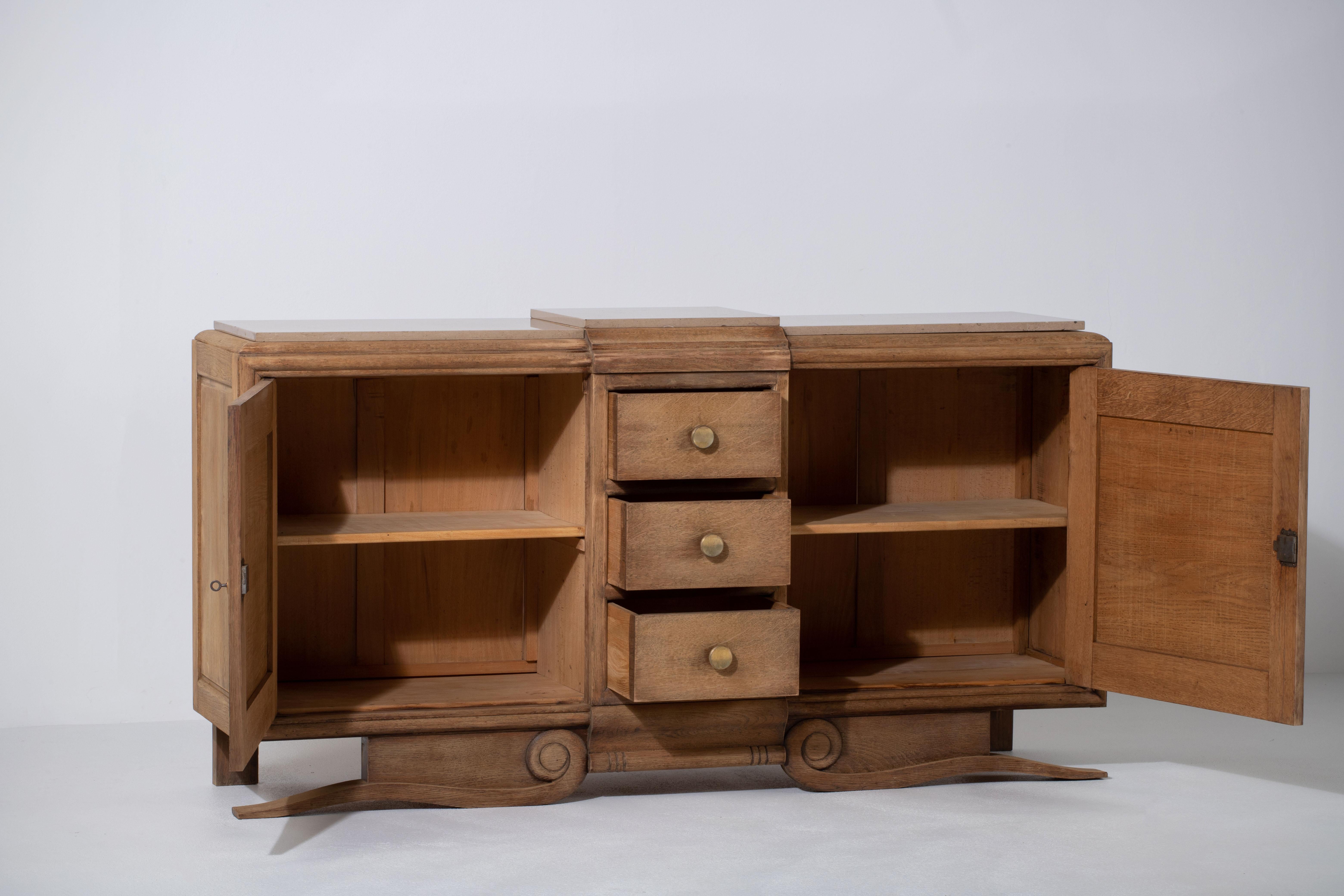 Raw Solid Oak Cabinet, France, 1940s In Good Condition For Sale In Wiesbaden, DE