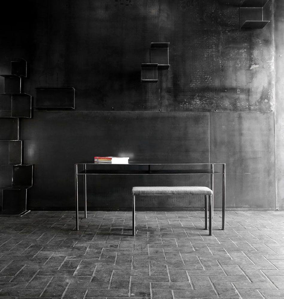 Contemporary Raw Steel Desk in Handcrafted Colorless Varnished Steel For Sale