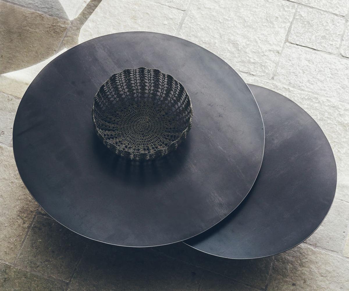 Contemporary Raw Steel Round Set of 2 Coffee Table For Sale