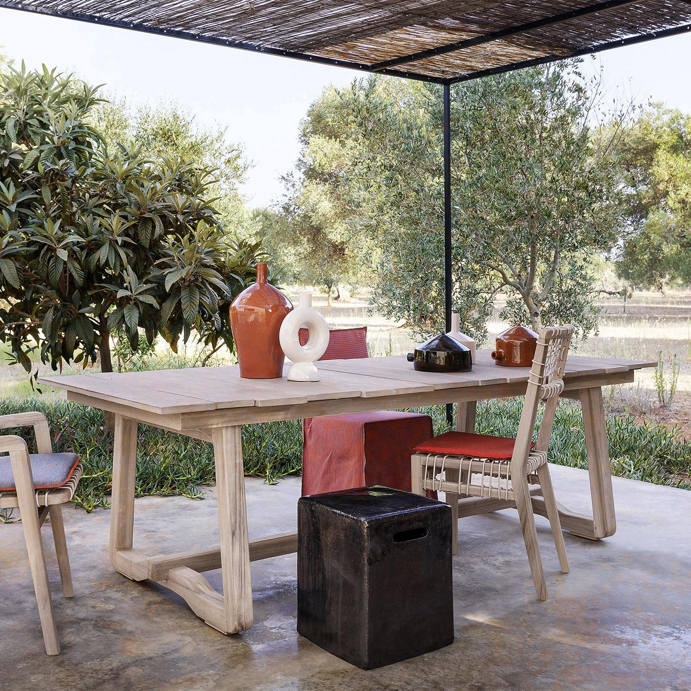 Raw Teak Dining Table In New Condition For Sale In Paris, FR