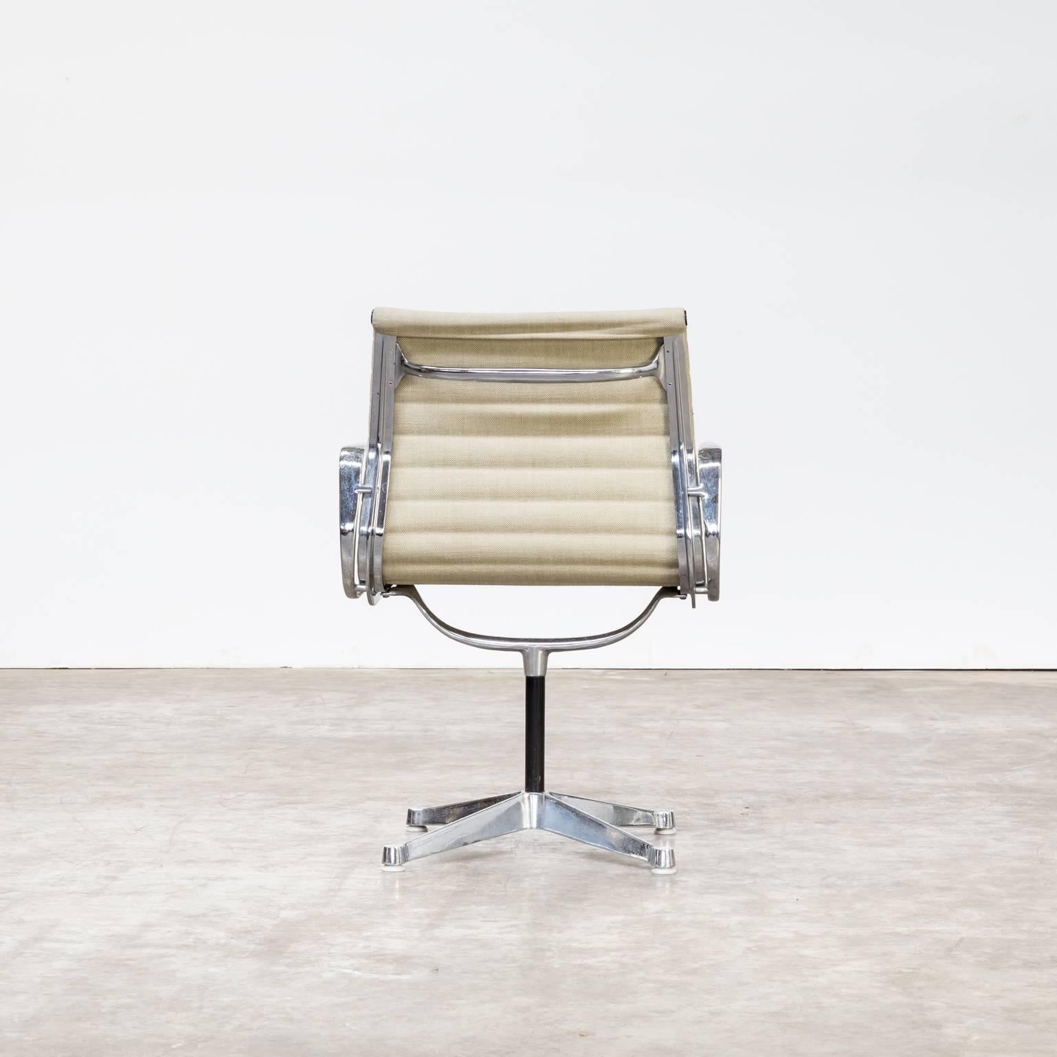 Ray & Charles Eames EA108 Fauteuils for Herman Miller Set of Six For Sale 3