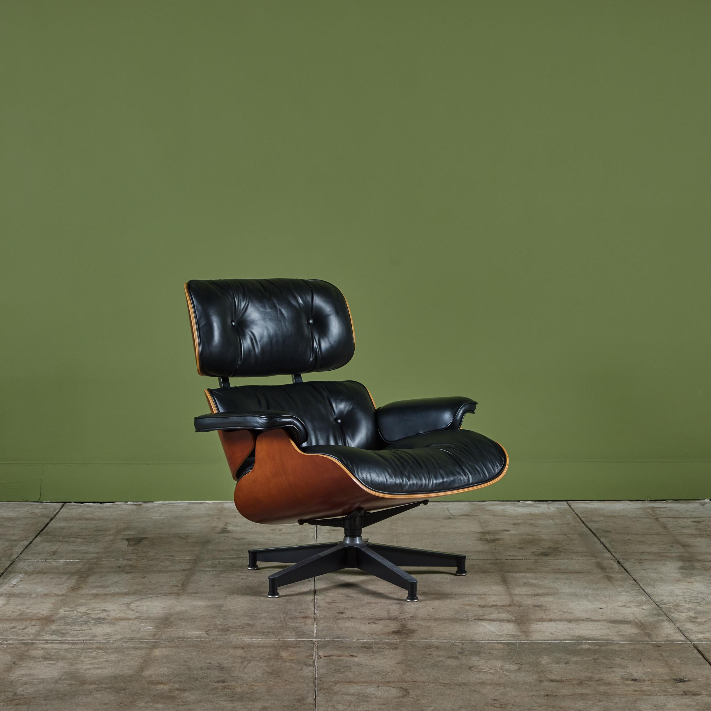 Ray and Charles Eames 670/671 Lounge Chair with Ottoman for Herman Miller 3