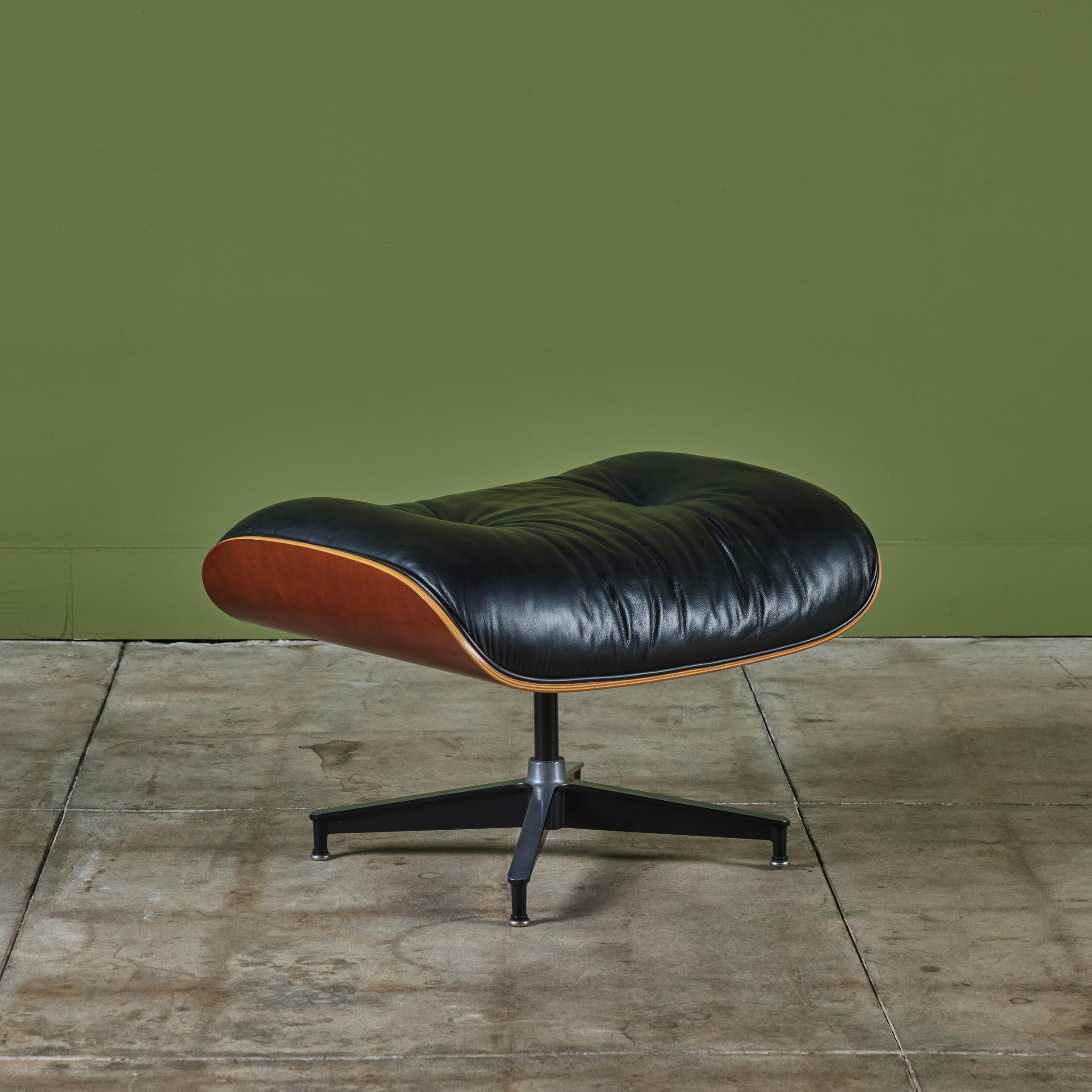 Ray and Charles Eames 670/671 Lounge Chair with Ottoman for Herman Miller 5
