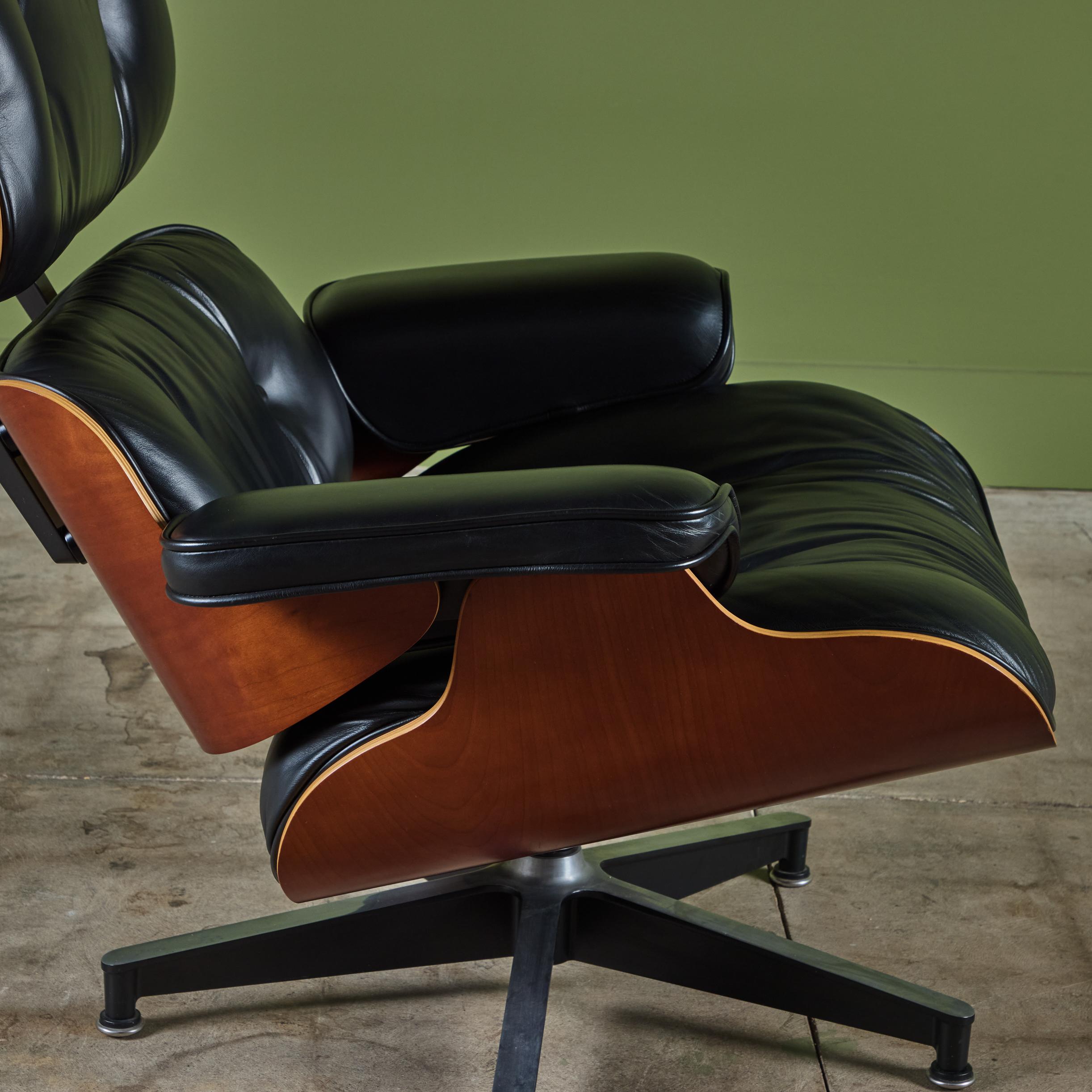 Ray and Charles Eames 670/671 Lounge Chair with Ottoman for Herman Miller 10