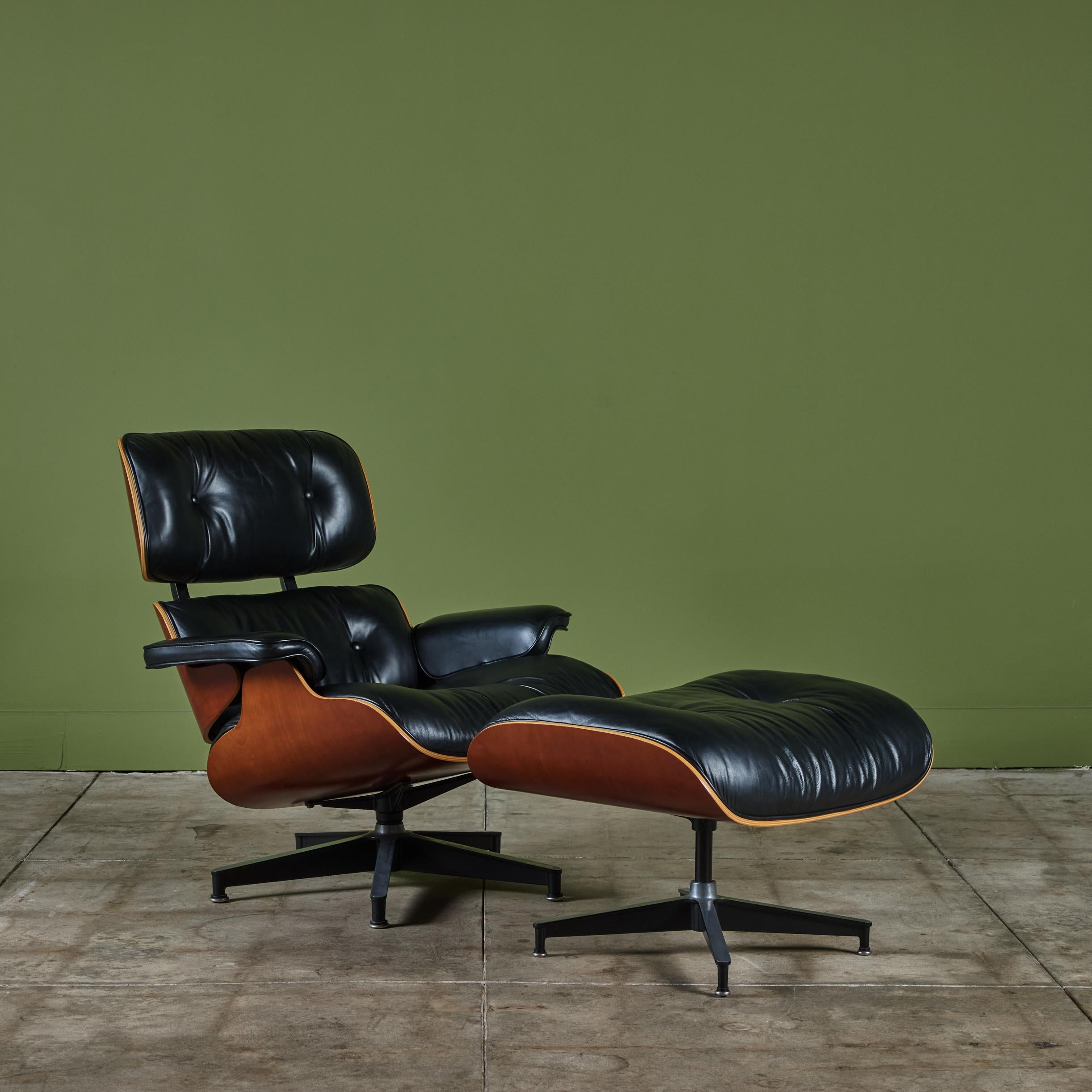 Mid-Century Modern Ray and Charles Eames 670/671 Lounge Chair with Ottoman for Herman Miller