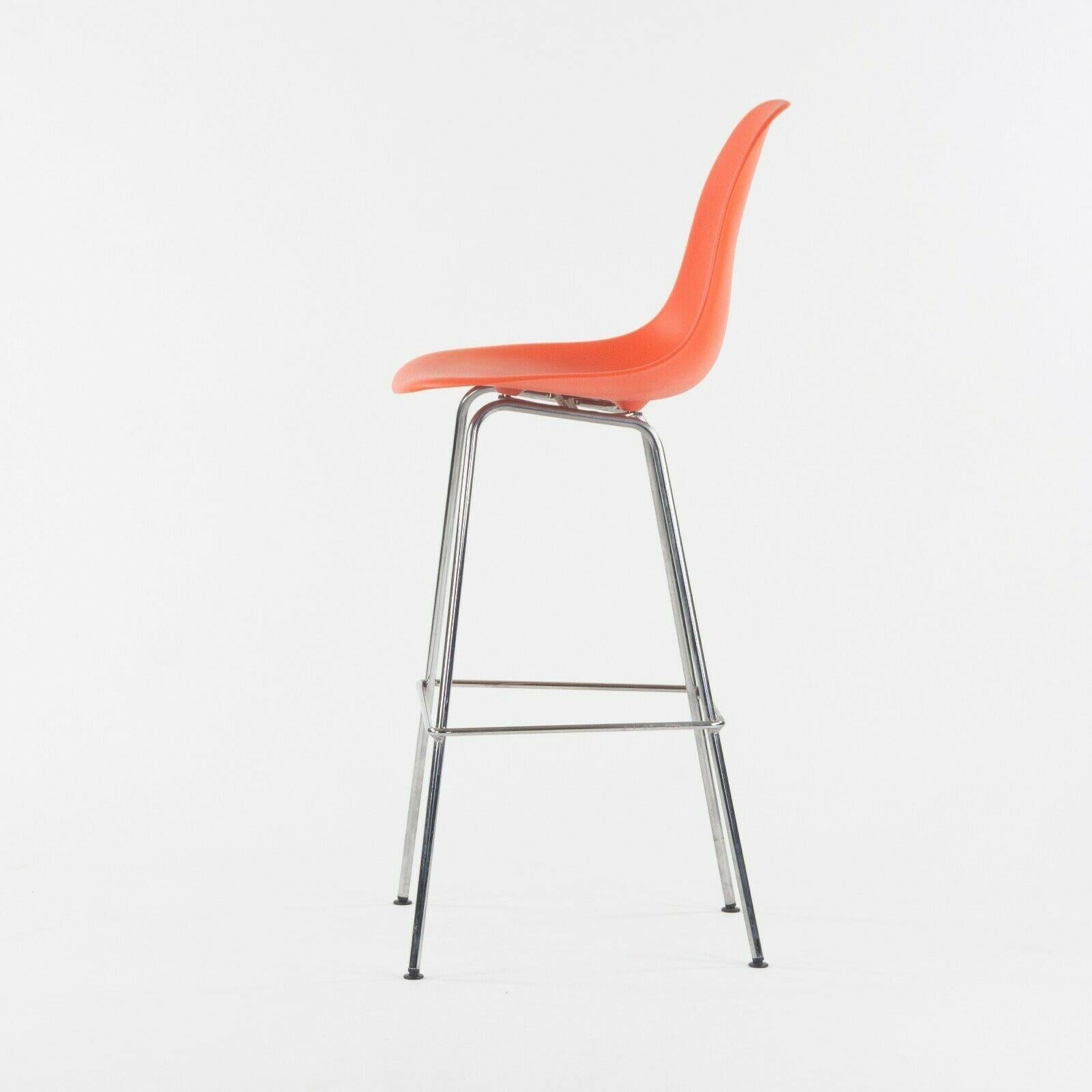 Ray and Charles Eames Herman Miller Molded Shell Bar Stool Chair Red/Orange In Good Condition In Philadelphia, PA