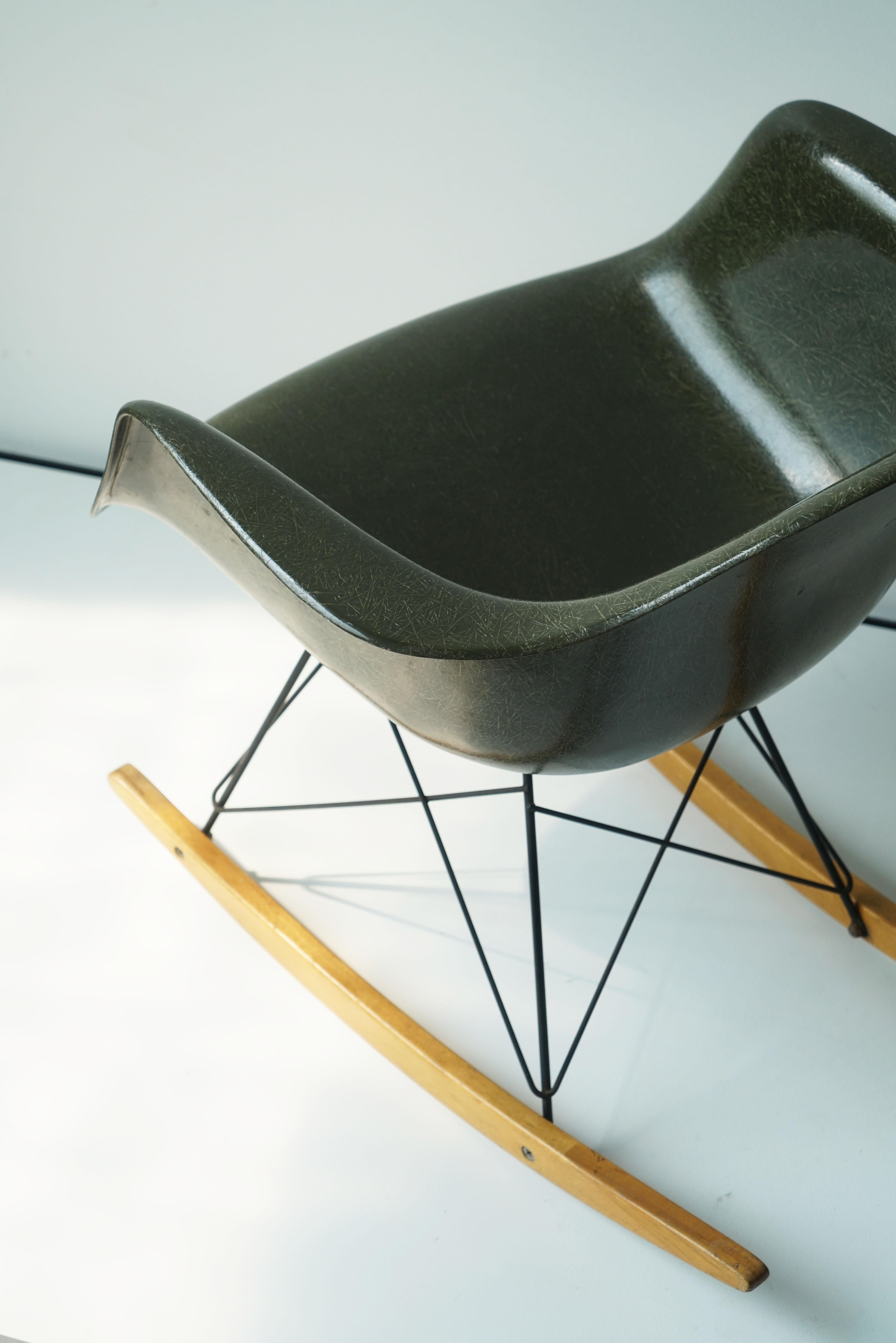 Ray and Charles Eames Rar Rocking Chair Herman Miller, Forest Green 1965 1