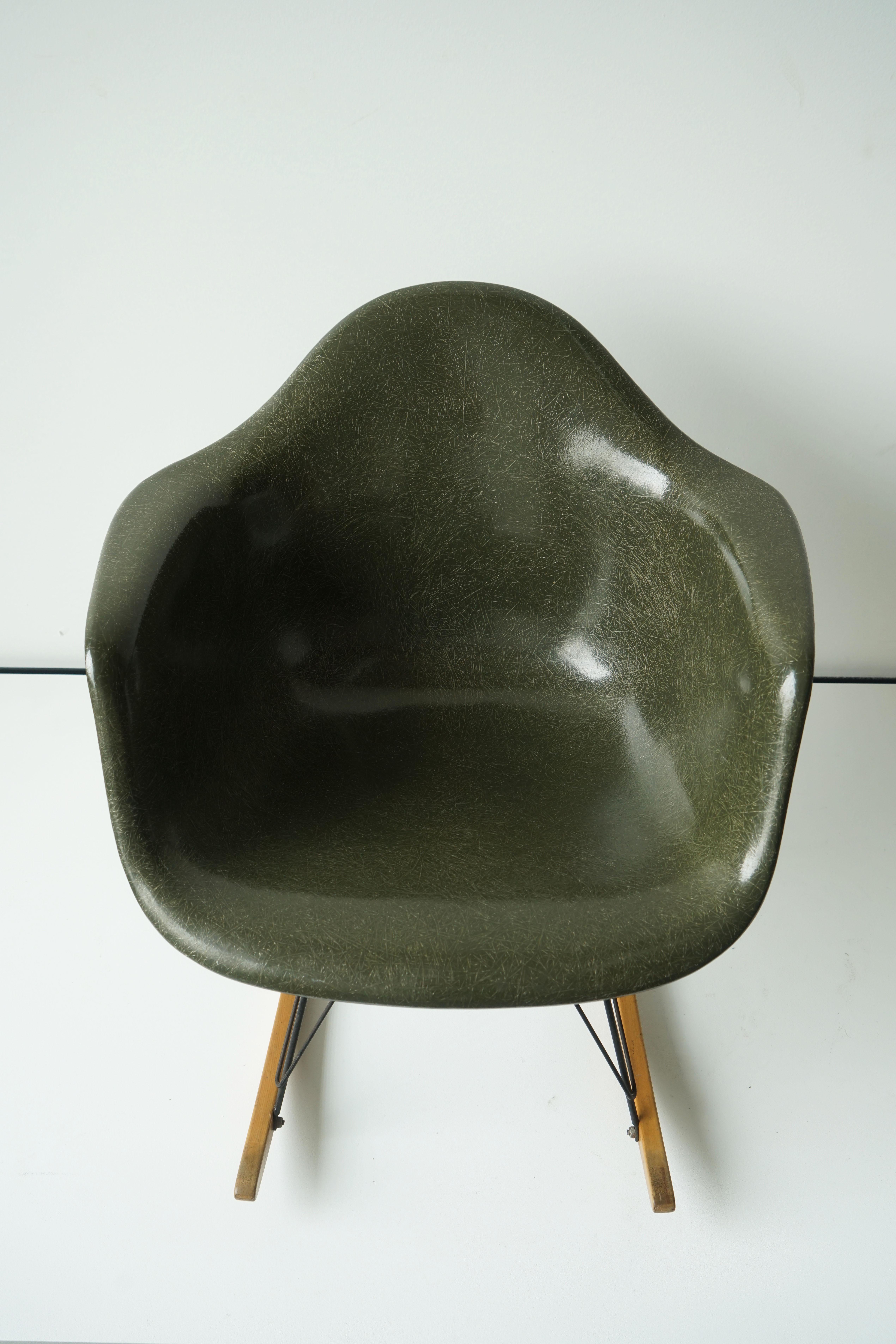 Fiberglass Ray and Charles Eames Rar Rocking Chair Herman Miller, Forest Green 1965