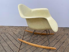 Ray und Charles Eames Zenith-Sessel mit Seilkante, Rocker, gekauft 1951