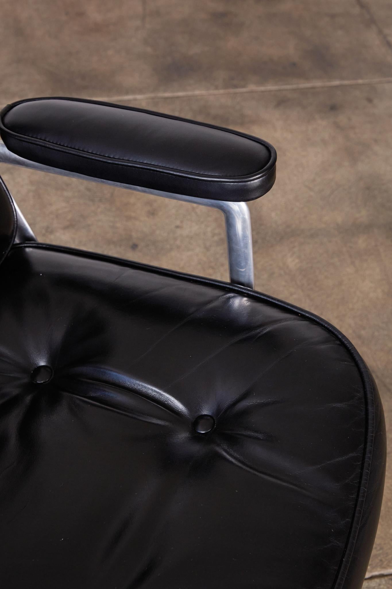 Eames Time Life Lobby Chair for Herman Miller 2