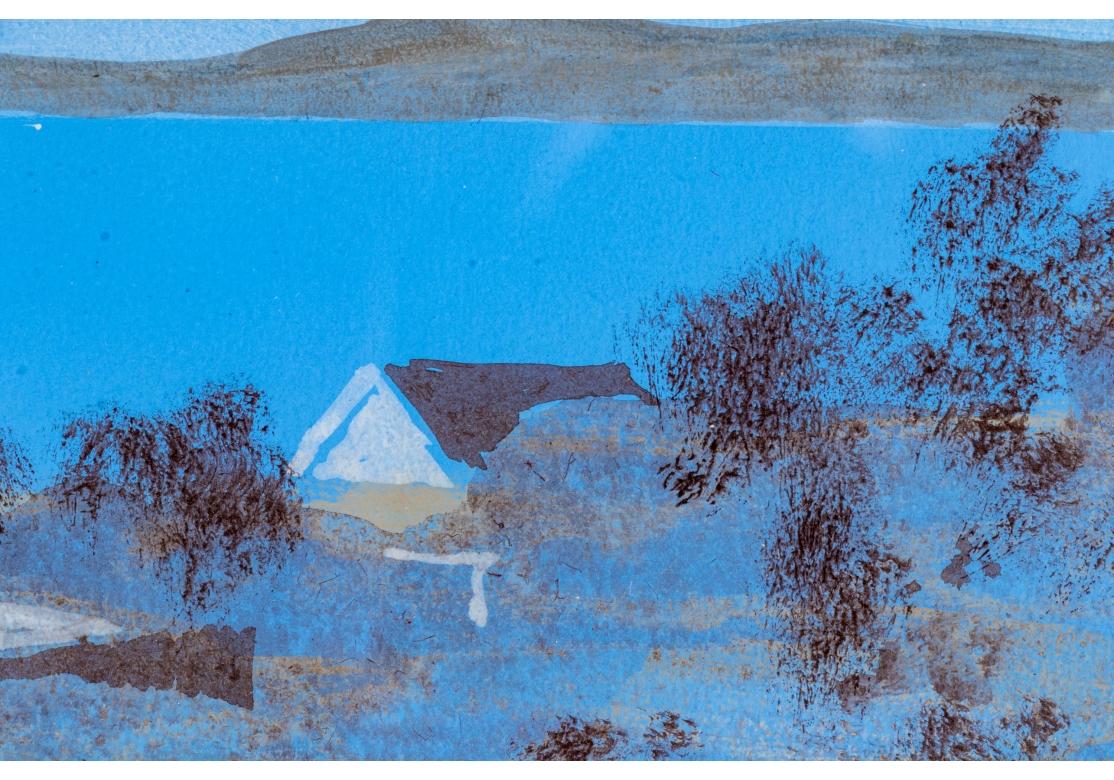 Gouache auf Papier, das eine tropische Landschaft mit einem teilweise hinter Sträuchern verborgenen Gebäude darstellt, mit blauem Wasser im Hintergrund und grünen Hügeln in der Ferne vor einem sanft bewölkten blauen Himmel.
Signiert und datiert