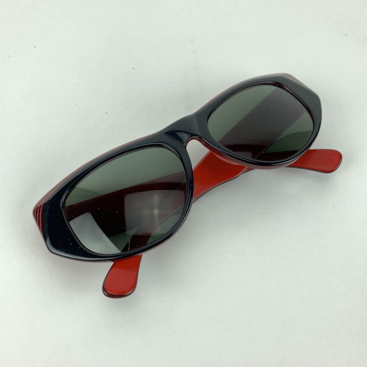 Women's or Men's Ray-Ban B&L Vintage Black Red Sunglasses Mod. Dekko 54-18 140 mm