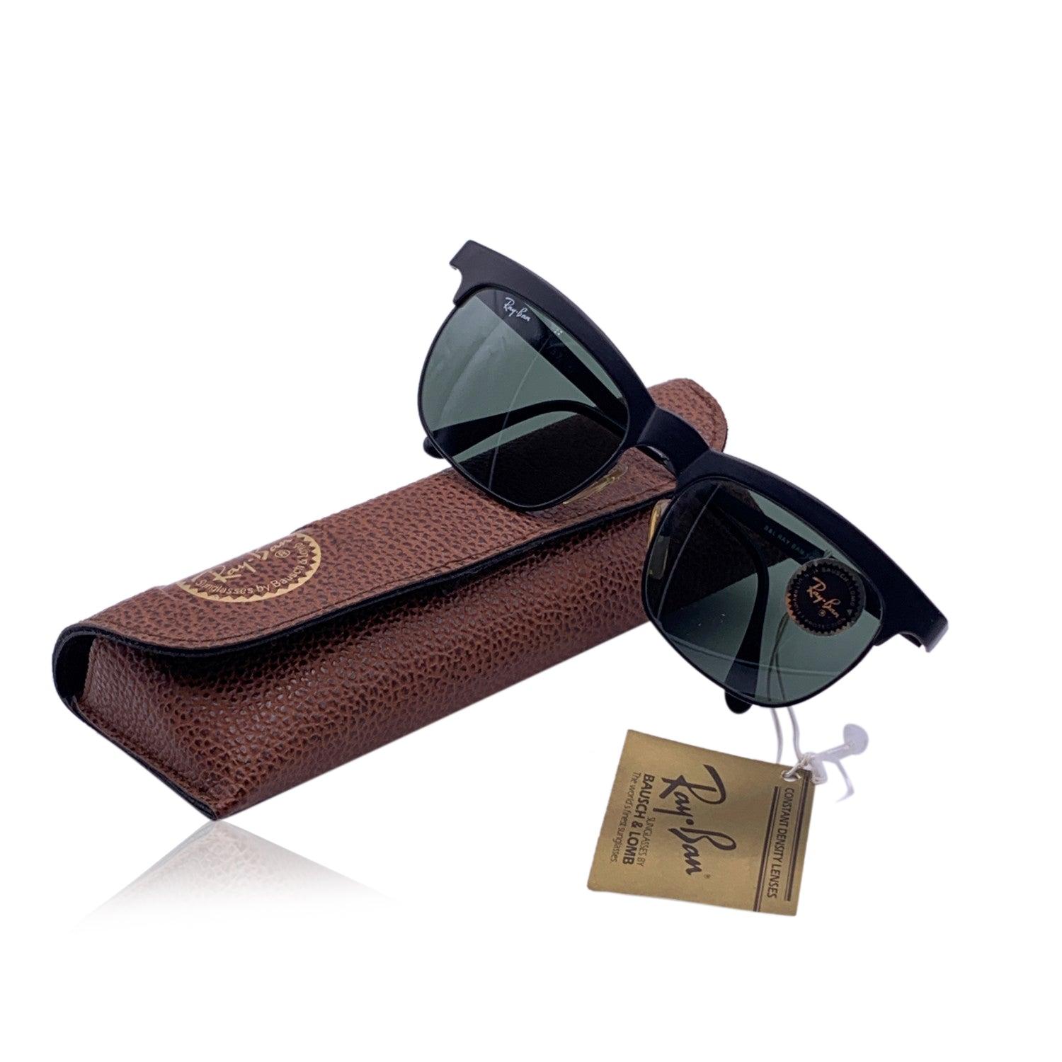 Vintage sunglasses by Ray-Ban Bausch & Lomb, mod. Wayfarer - W0757.Black metal frame. Squared design. Gray G-15 Bausch & Lomb original lens, with BL etched on both corners. Made in France Details MATERIAL: Metal COLOR: Black MODEL: Wayfarer W0757