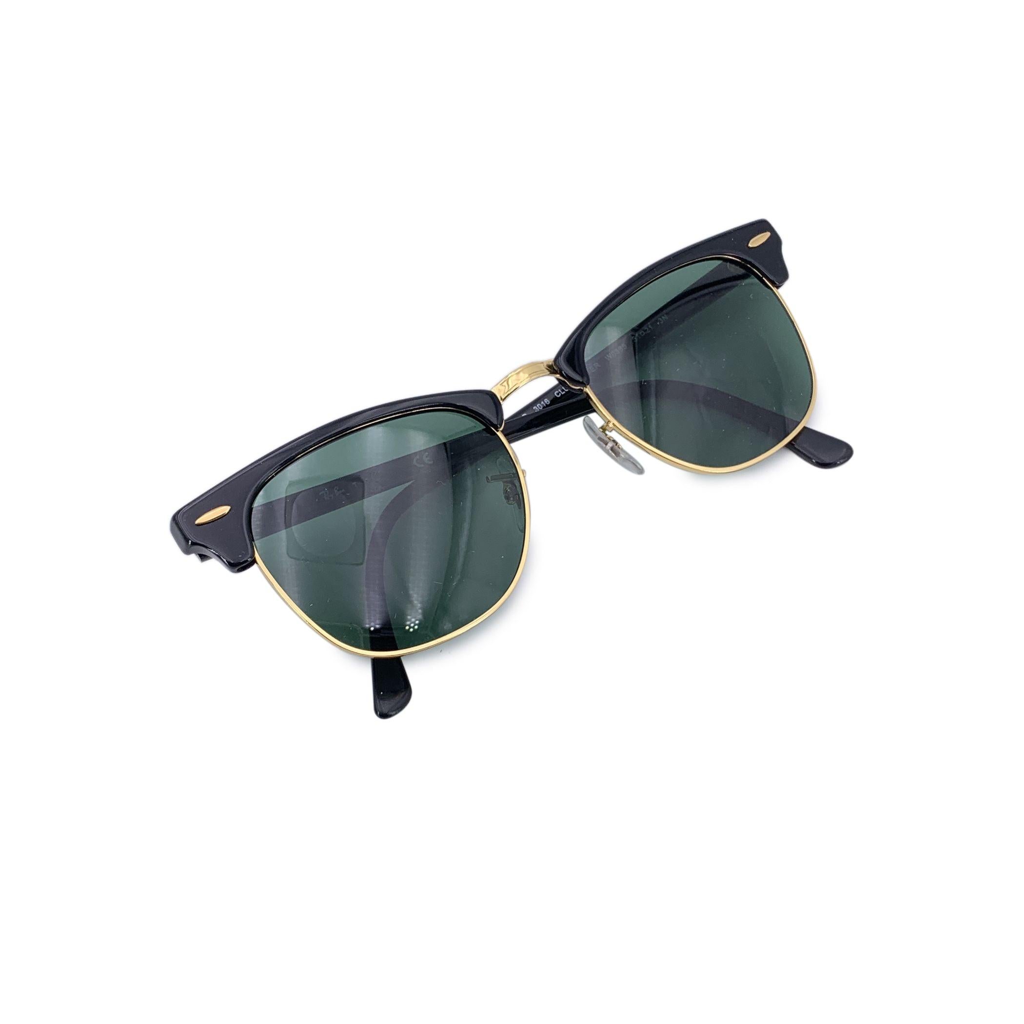 Revisit the golden era of cultured cool with the Ray-Ban CLUBMASTER RB 3016, a true classic that continues to define eyewear elegance decades later. Crafted in Italy and designed for the sophisticated people, this model captures the essence of