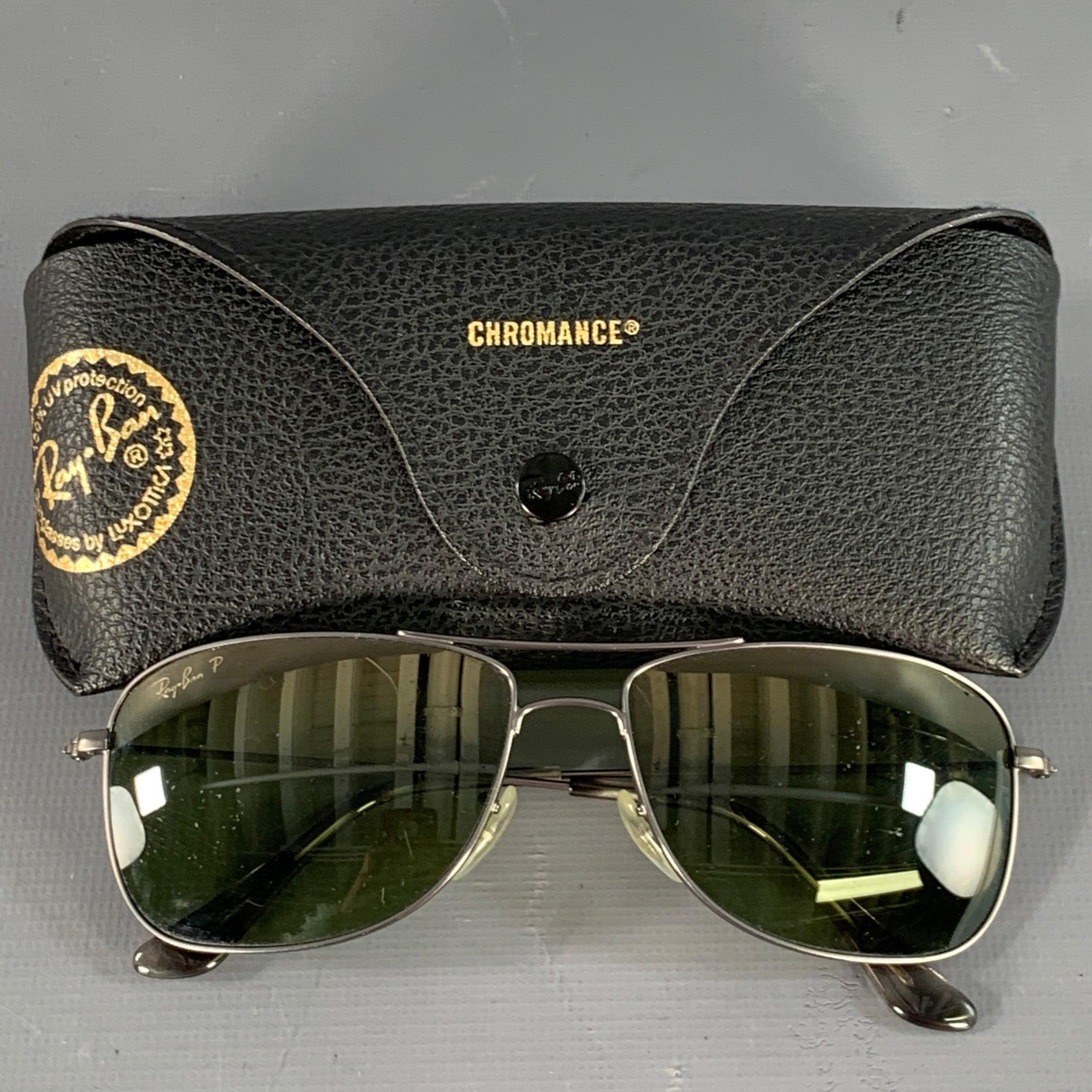 Ray-Ban Chromance Silver Metal Occhiali da sole Aviator quadrati polarizzati in vendita 2