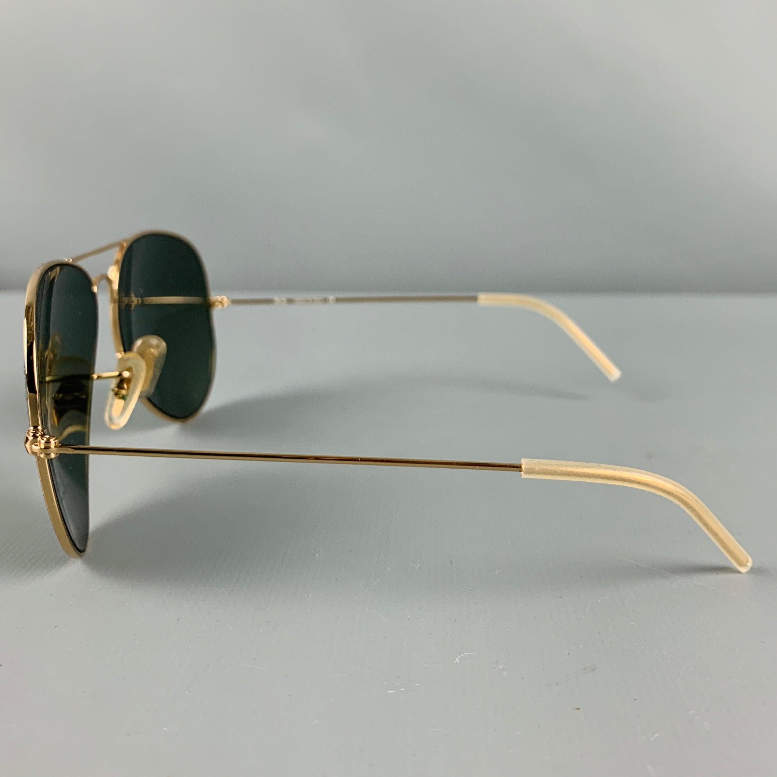 RAY-BAN Gold Metal Sunglasses In Good Condition For Sale In San Francisco, CA