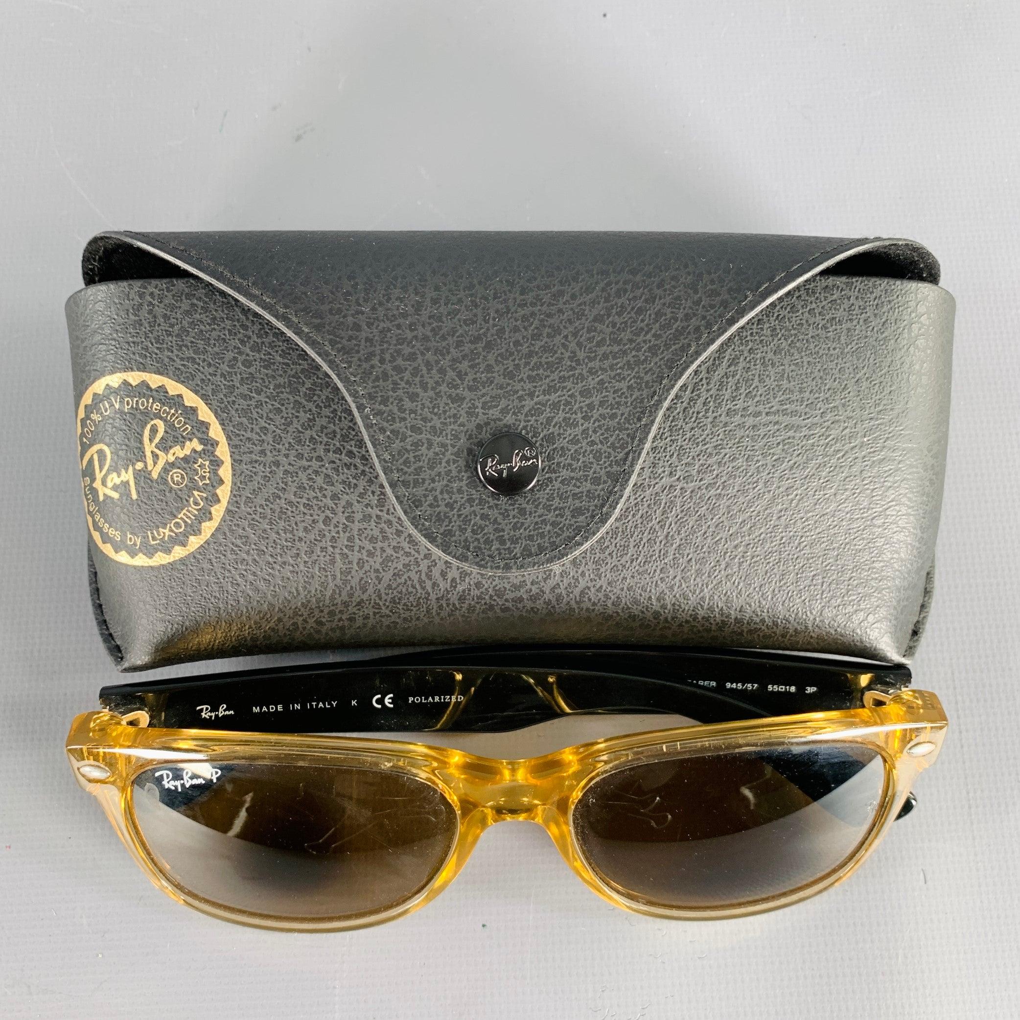 RAY-BAN New Wayfarer Clear Black Two Tone Acetate Sunglasses & Eyewear For Sale 2