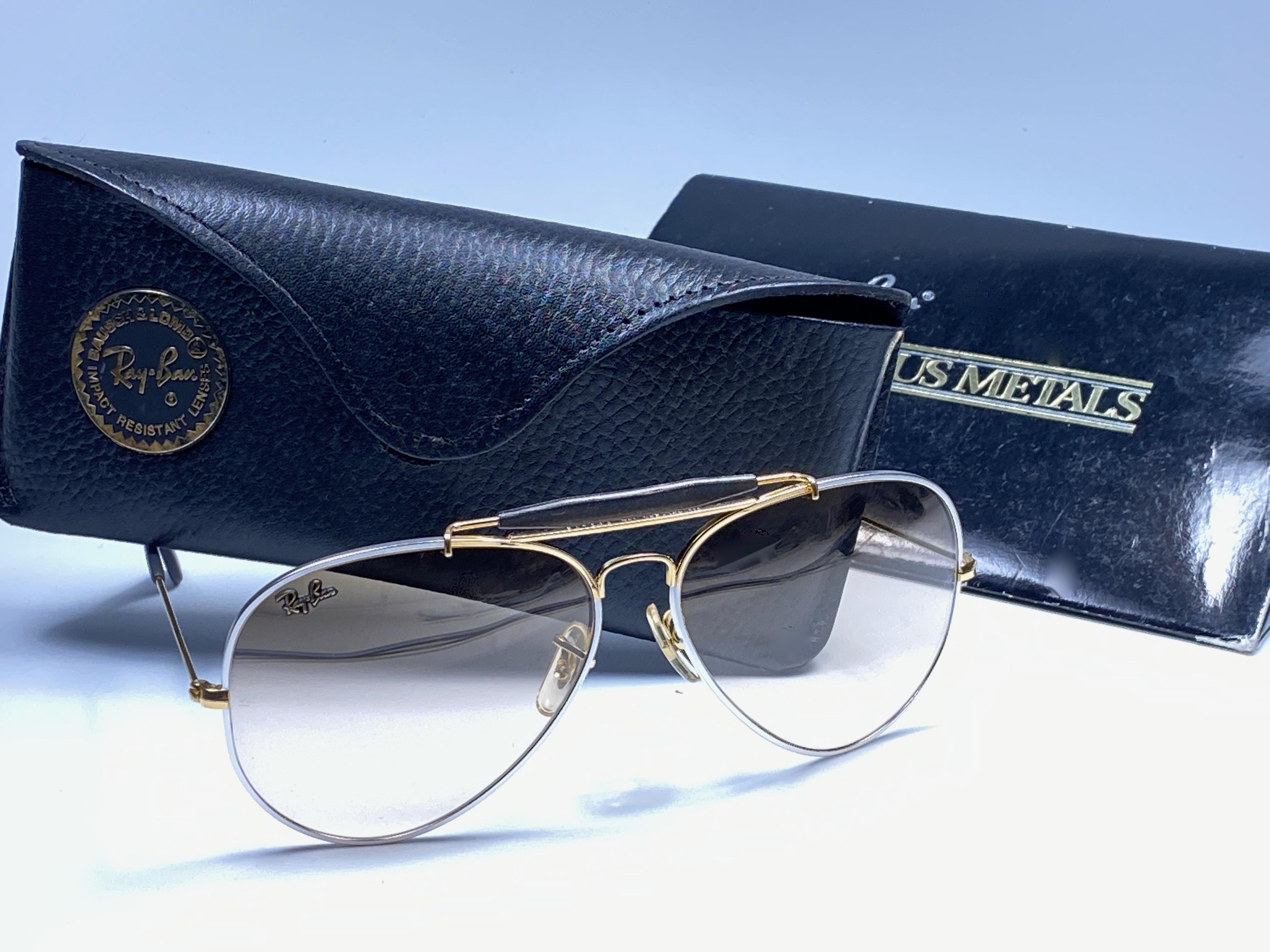 Ray Ban Precious Metals 24k Gold/Platinum B&L Outdoorsman 62' USA Sunglasses In New Condition In Baleares, Baleares