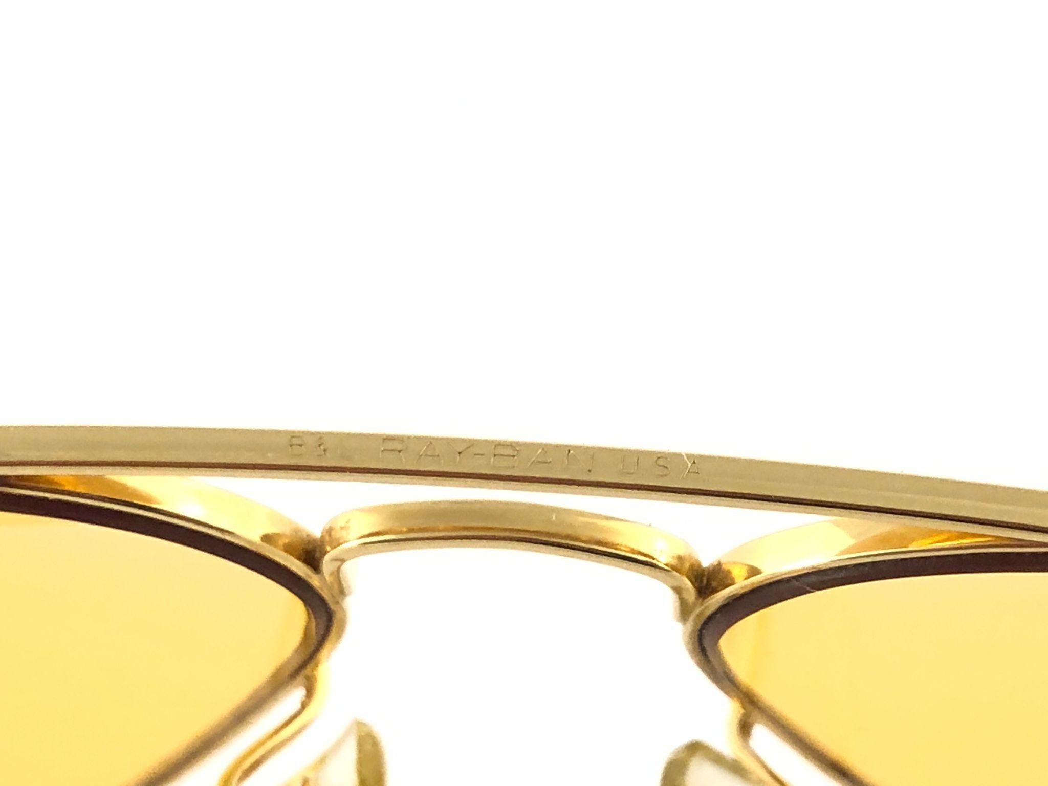Women's or Men's Ray Ban Vintage Aviator Gold Ambermatic 58Mm B / L Sunglasses, 1970s