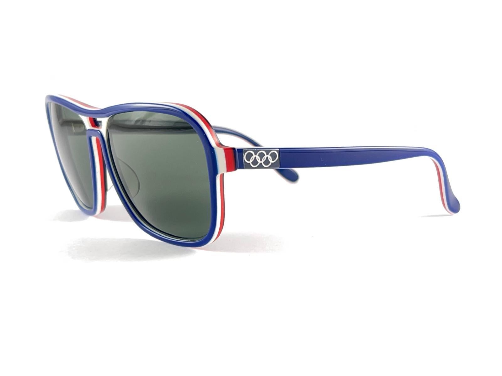 Ray Ban Vintage B&L Stateside Blau Rot Weiß Grün Sport Lens-Sonnenbrille USA (Grau) im Angebot