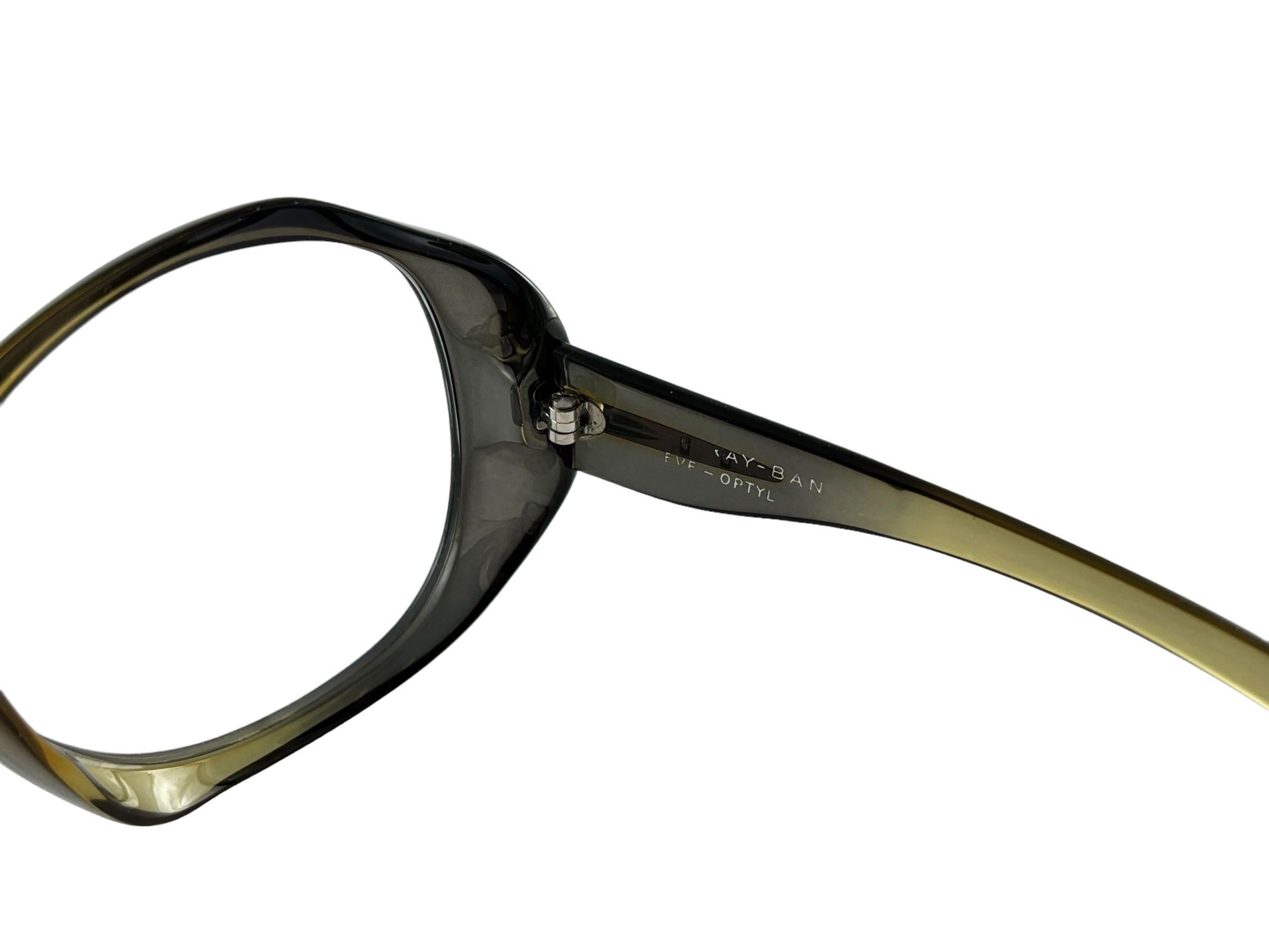 Ray Ban Vintage EVE Made by Optyl  Green  Lens Oversized Sunglasses USA In Excellent Condition For Sale In Baleares, Baleares