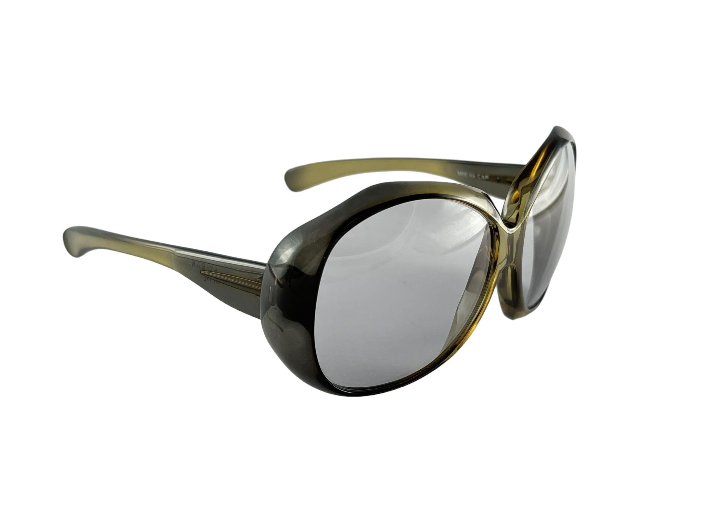 Women's or Men's Ray Ban Vintage EVE Made by Optyl  Green  Lens Oversized Sunglasses USA For Sale