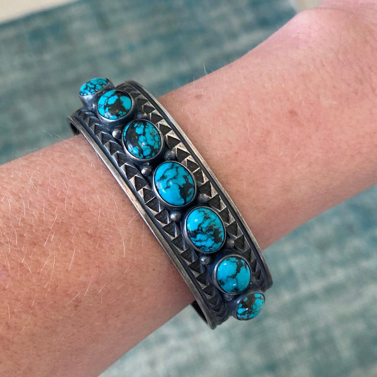 Ray Bennett Navajo Sterling Silver 7 Oval Blue-Black Turquoise Heavy Cuff For Sale 6