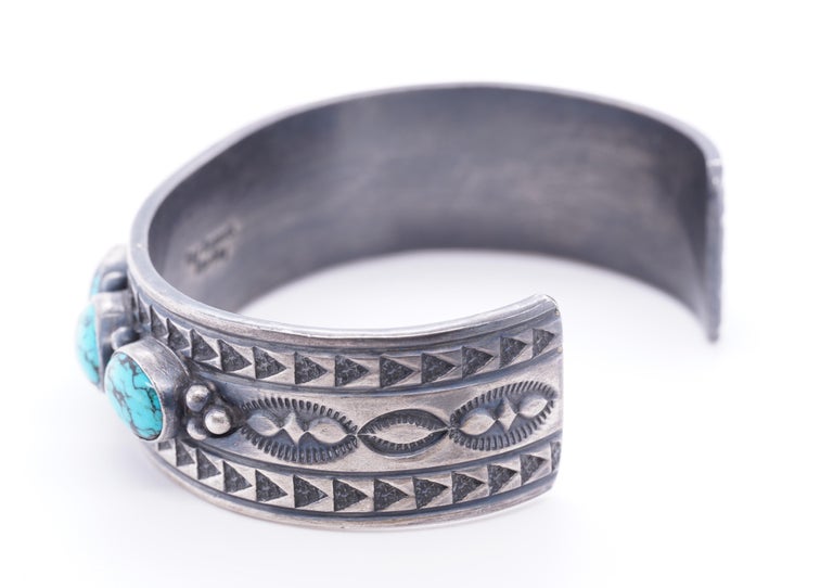 Ray Bennett Navajo Sterling Silver 7 Oval Blue-Black Turquoise Heavy Cuff For Sale 4