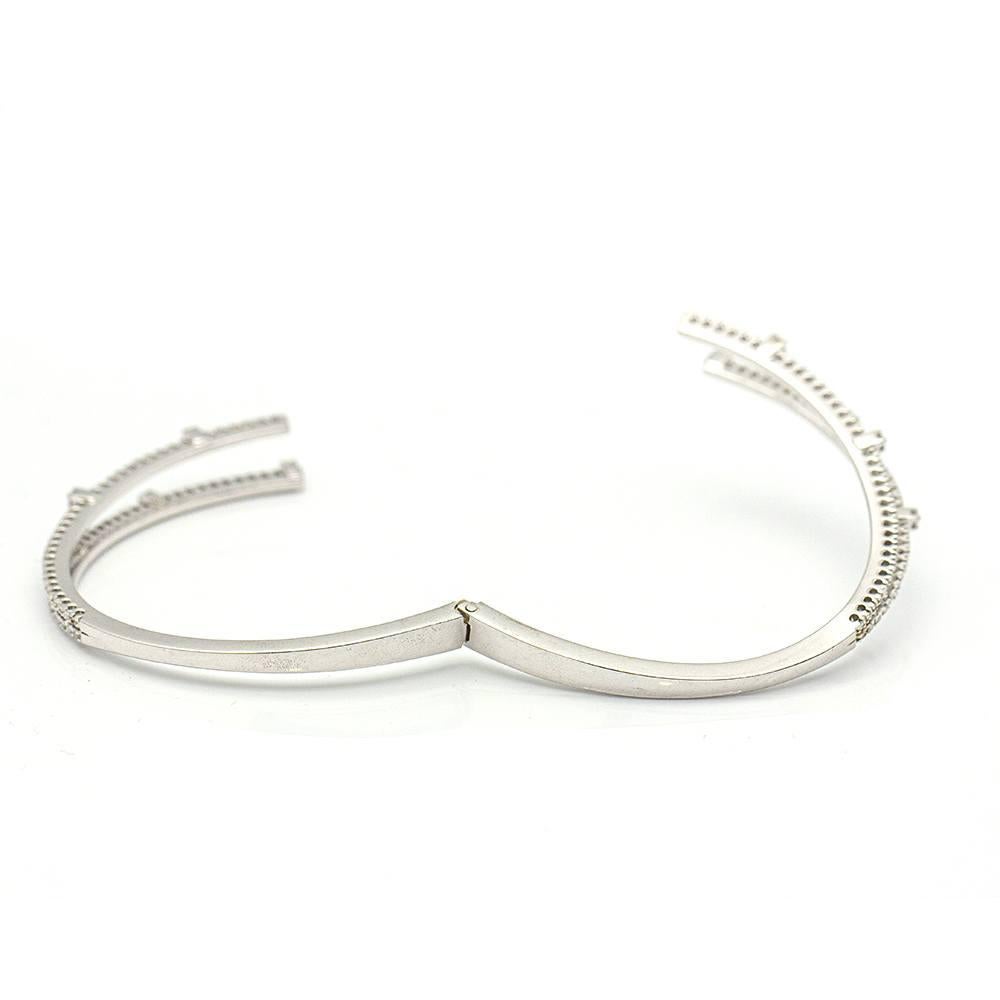 RAY bracelet in white gold and diamonds. For Sale 2