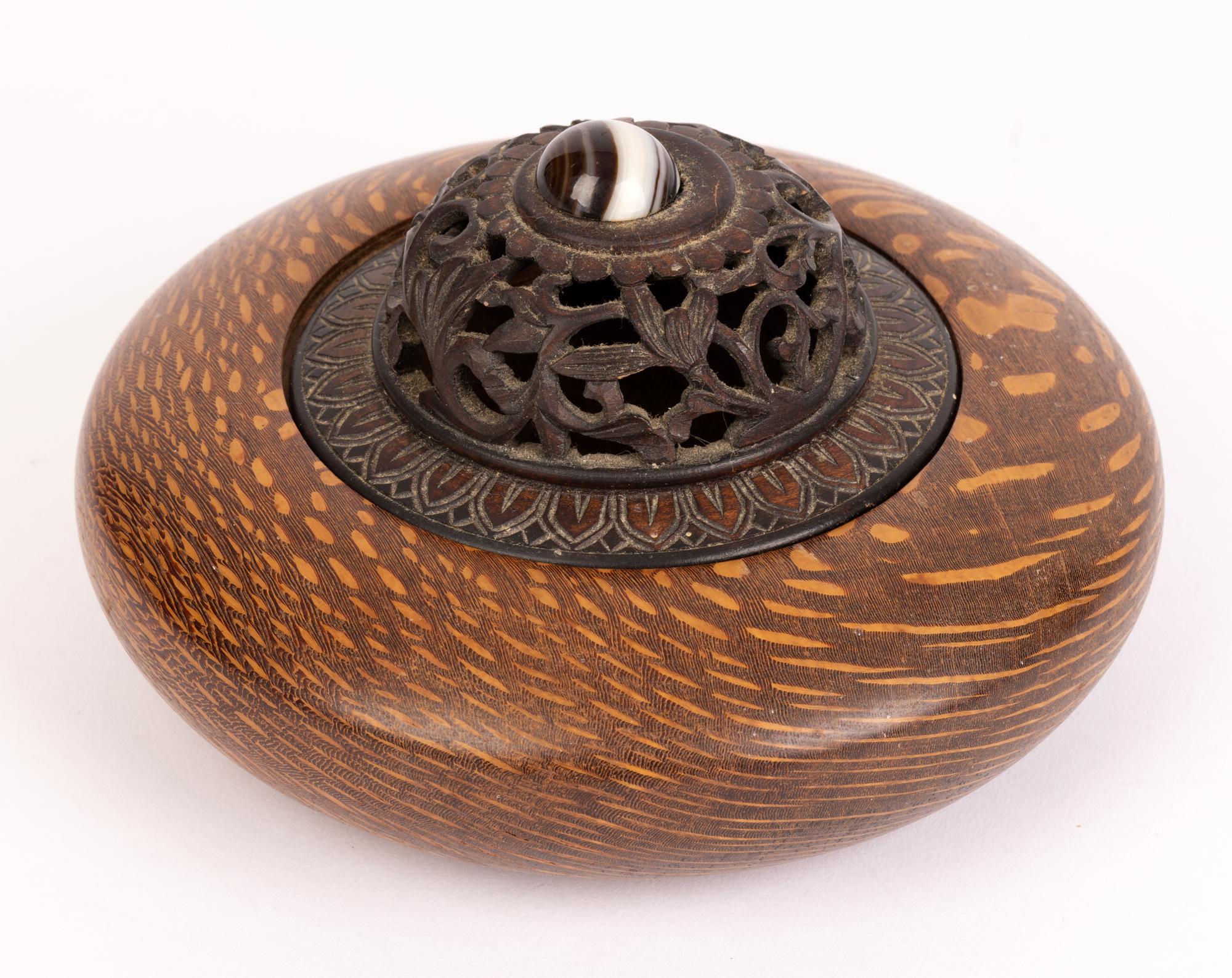 Hand-Carved Ray Brown Scottish Hand Turned Wooden Agate Mounted Lidded Pot Pourri Bowl