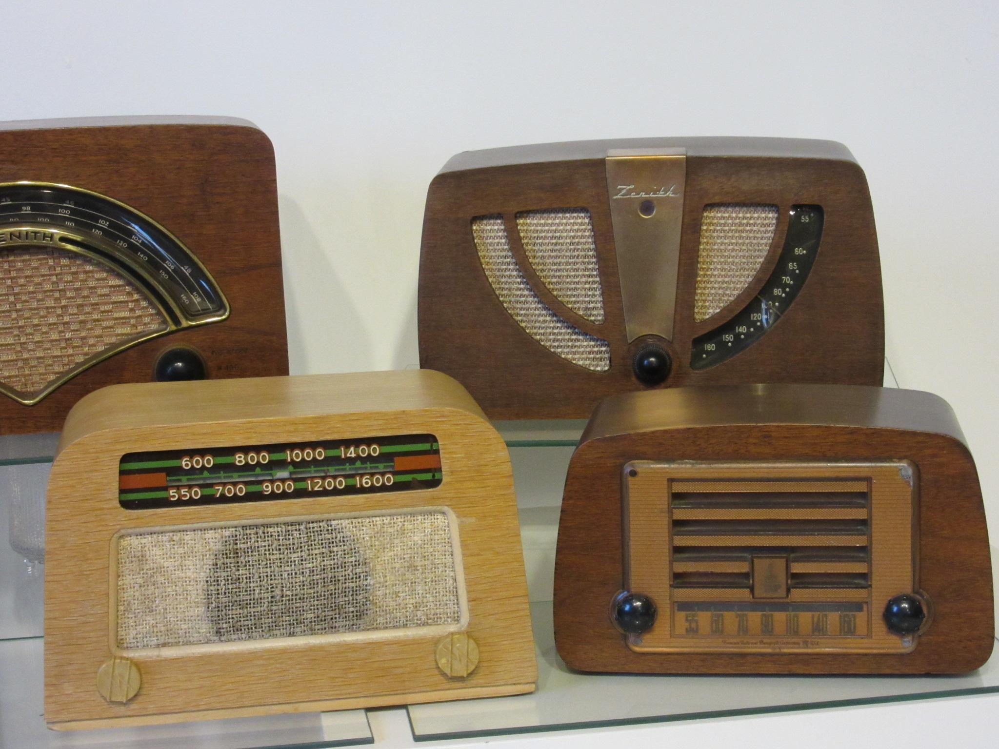 Mid-Century Modern Ray & Charles Eames Designed Radio Collection