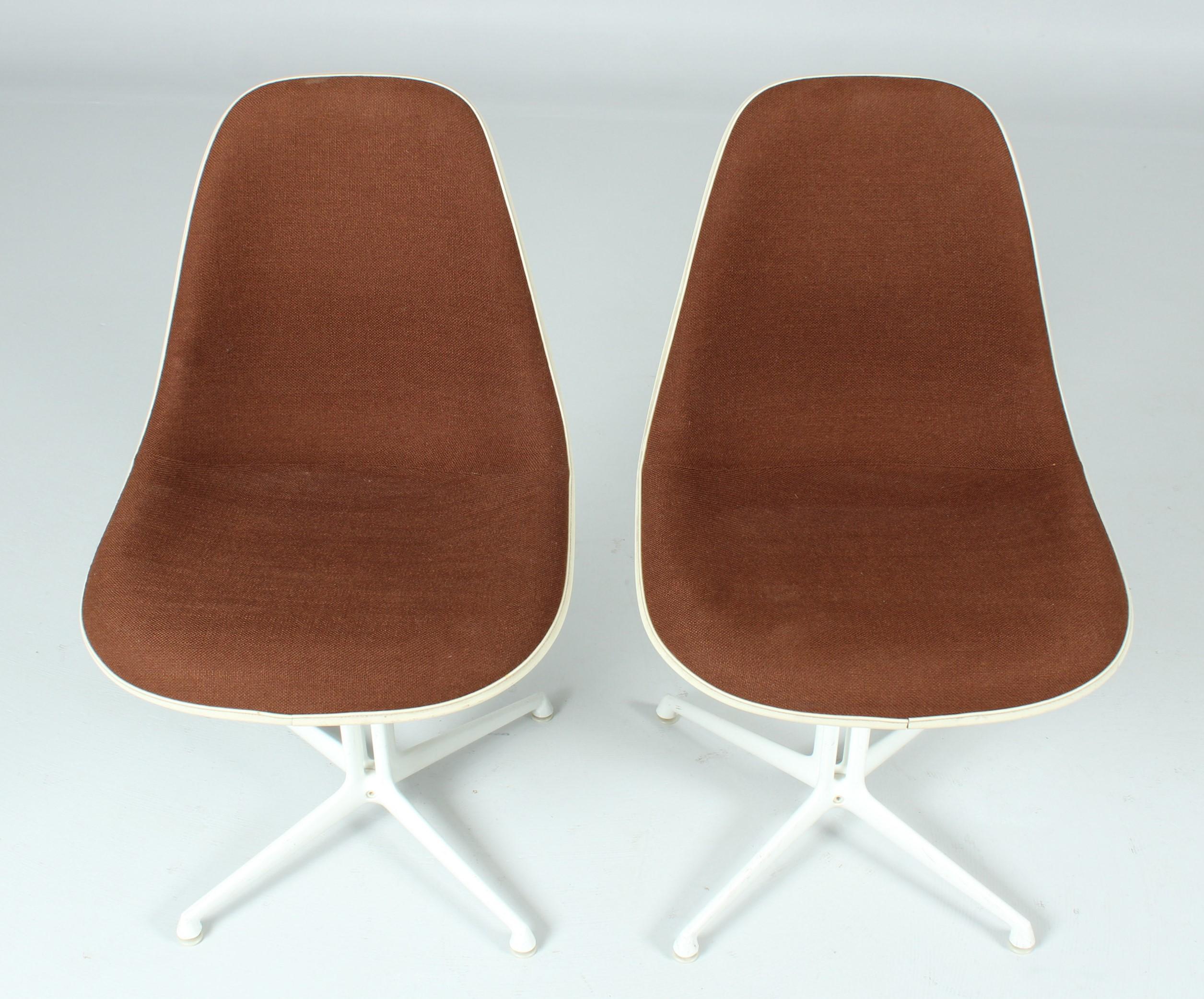 Ray & Charles Eames, La Fonda, 6 Chairs + Table, Hermann Miller, Vitra, 1960s 11
